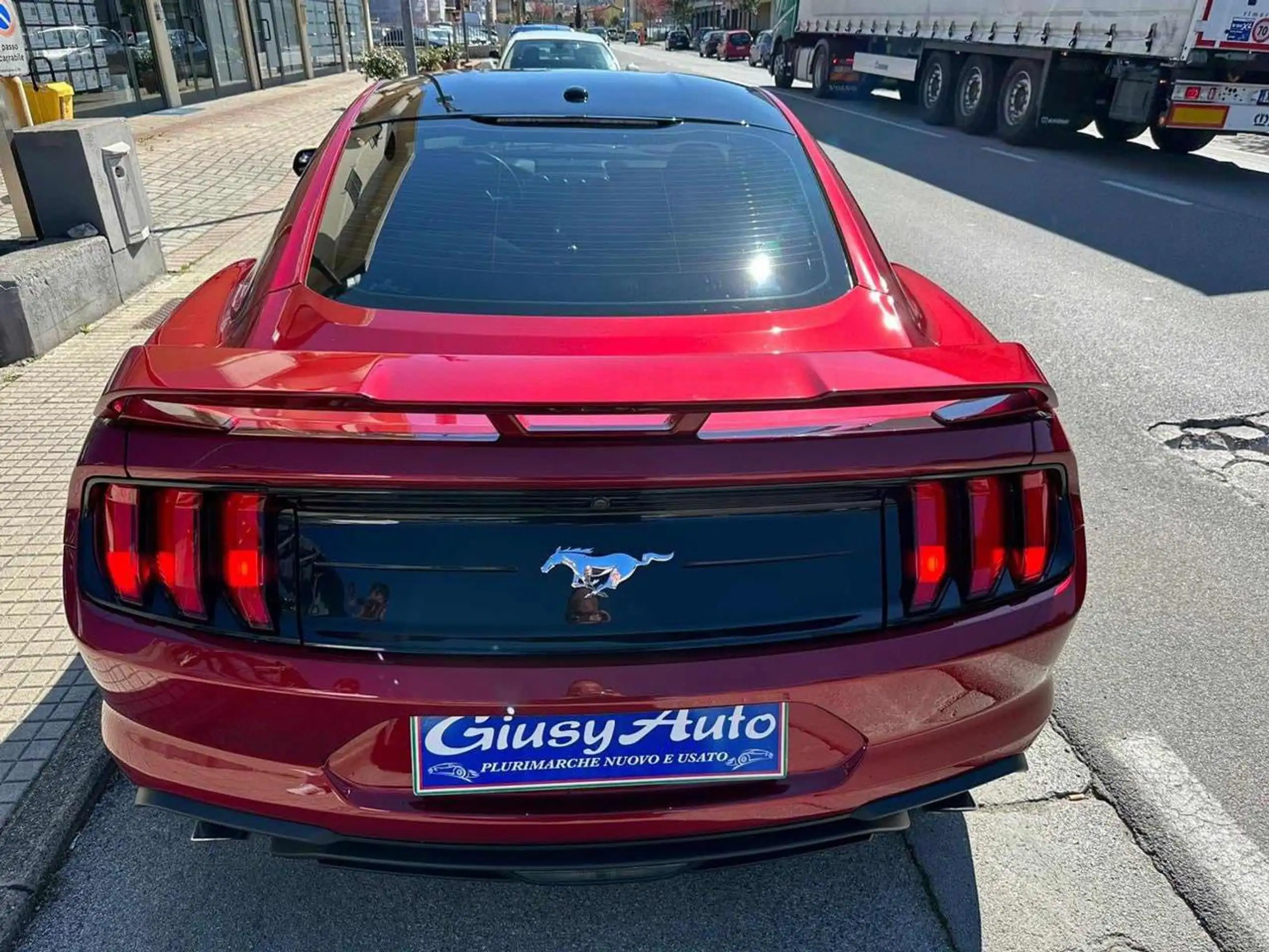 Ford - Mustang