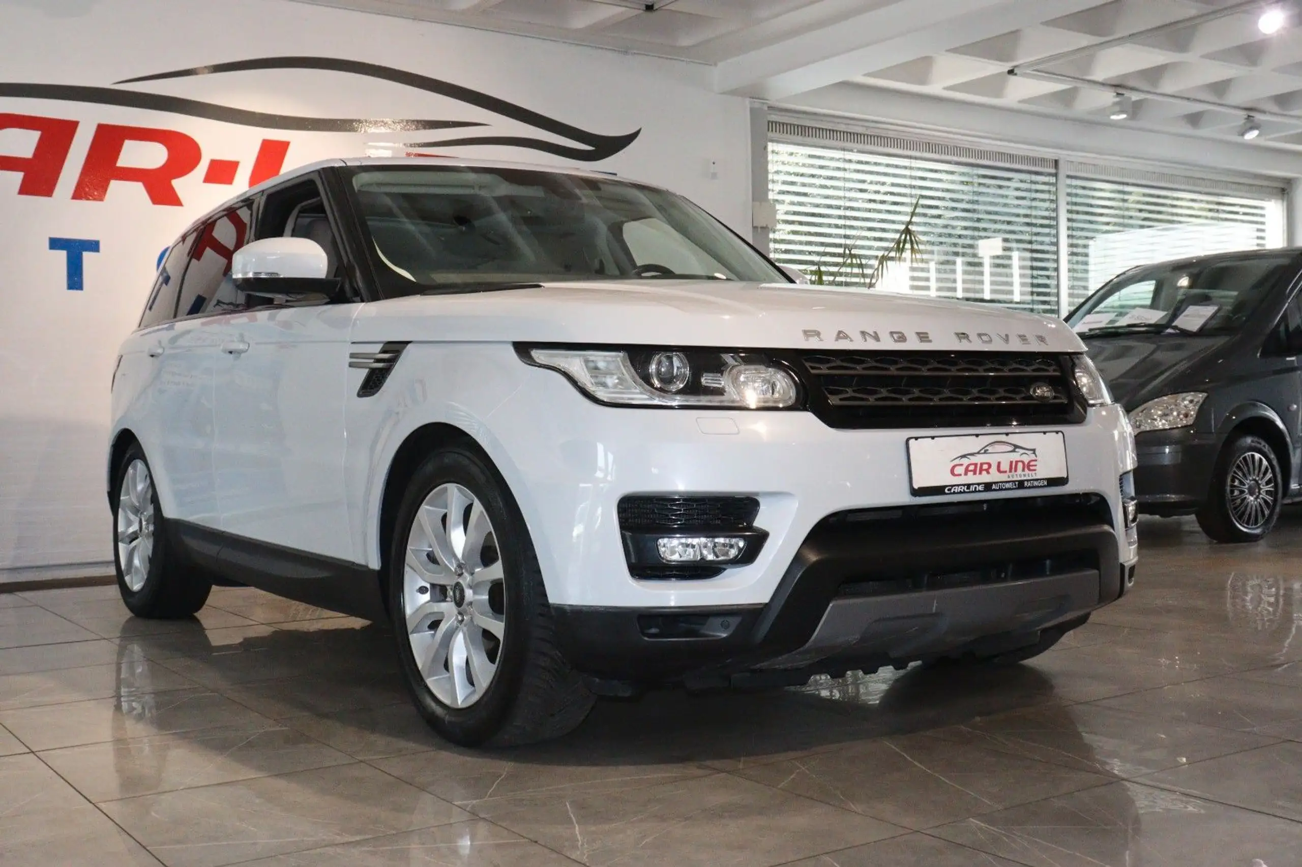 Land Rover - Range Rover Sport