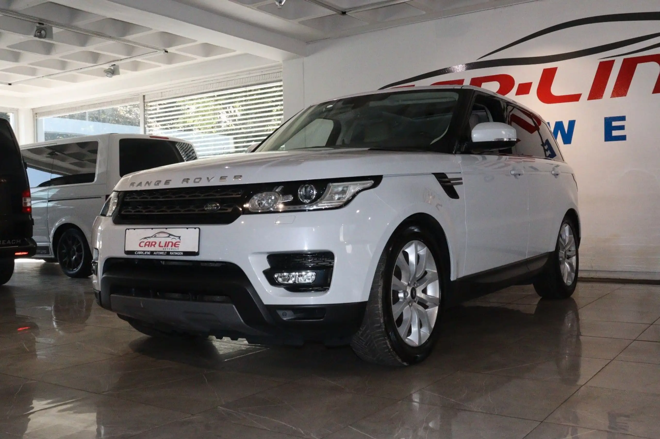 Land Rover - Range Rover Sport