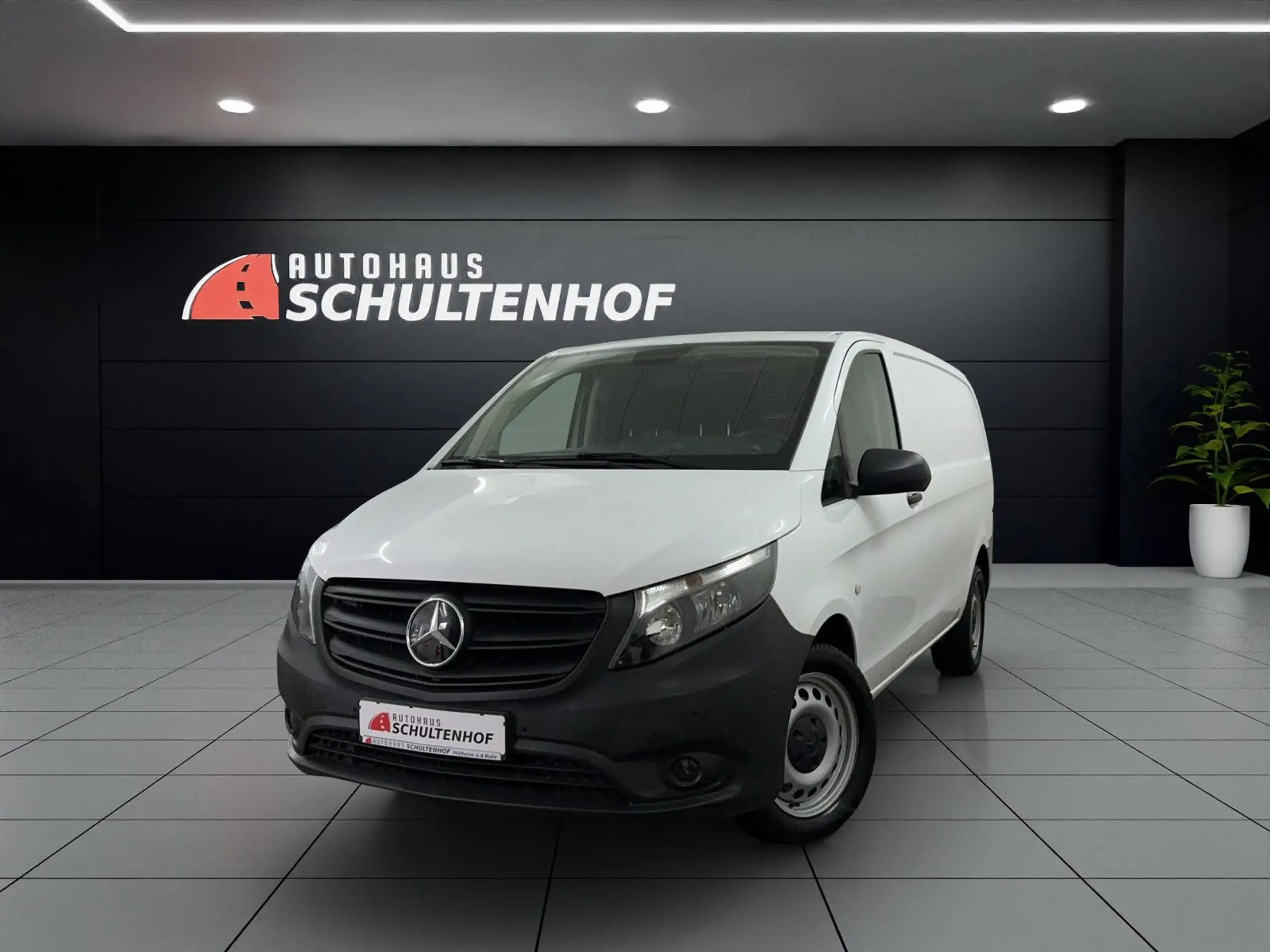 Mercedes-Benz - Vito