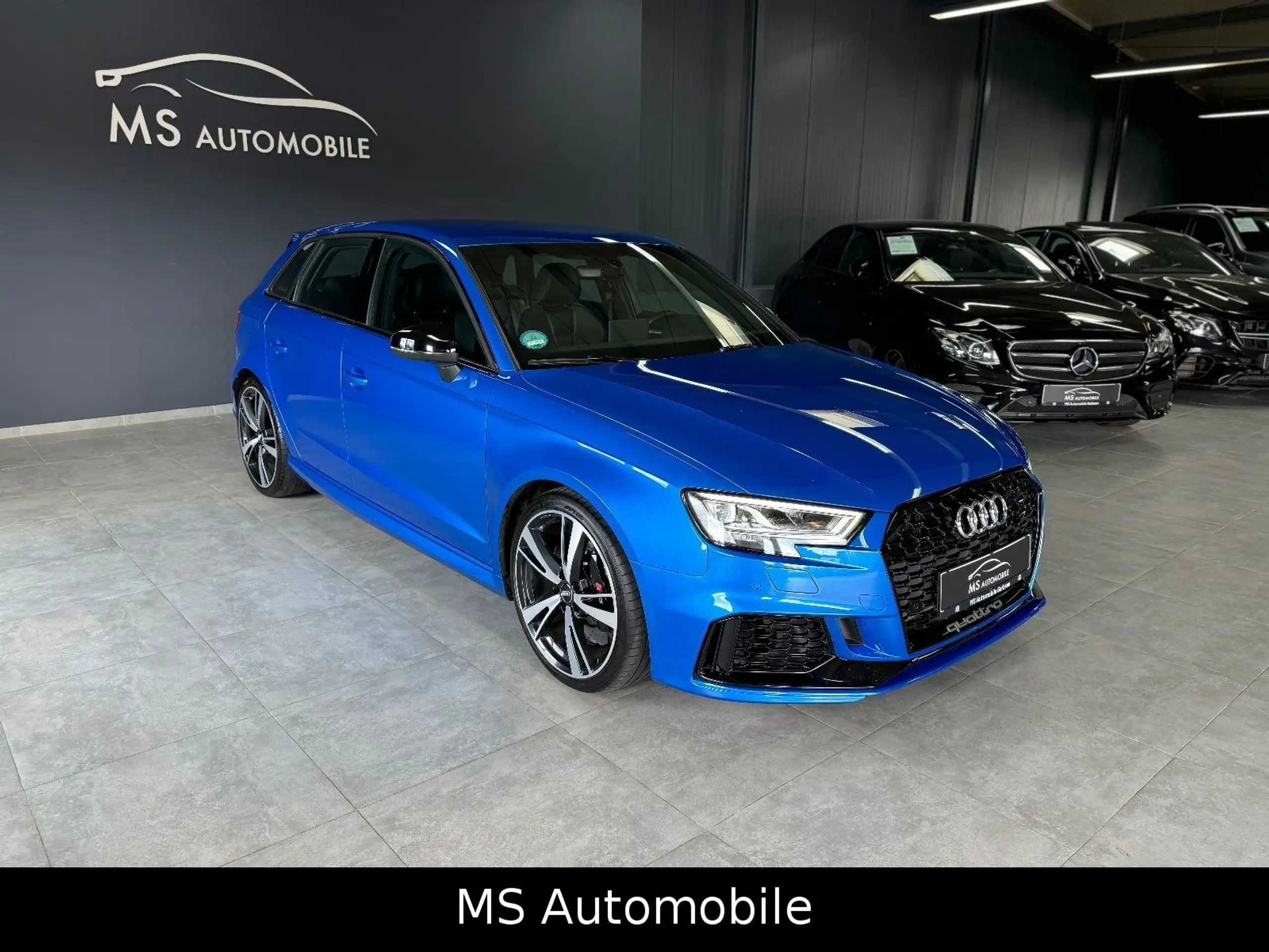 Audi - RS3