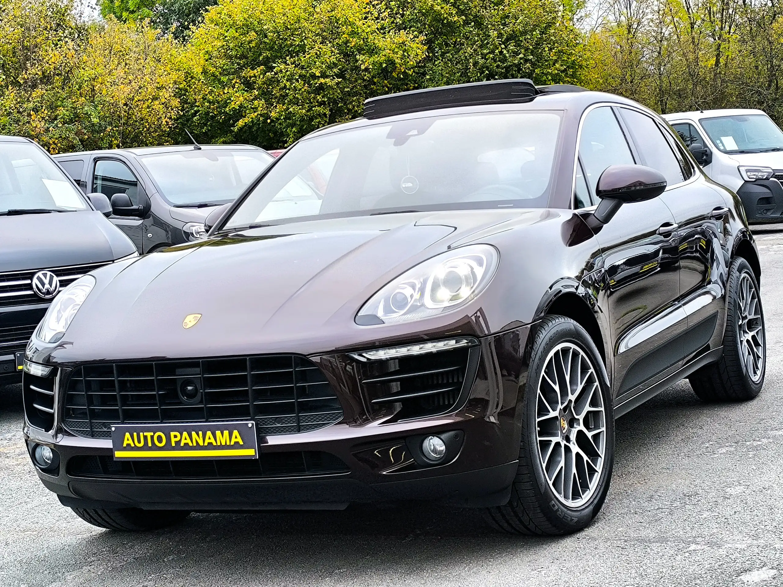 Porsche - Macan