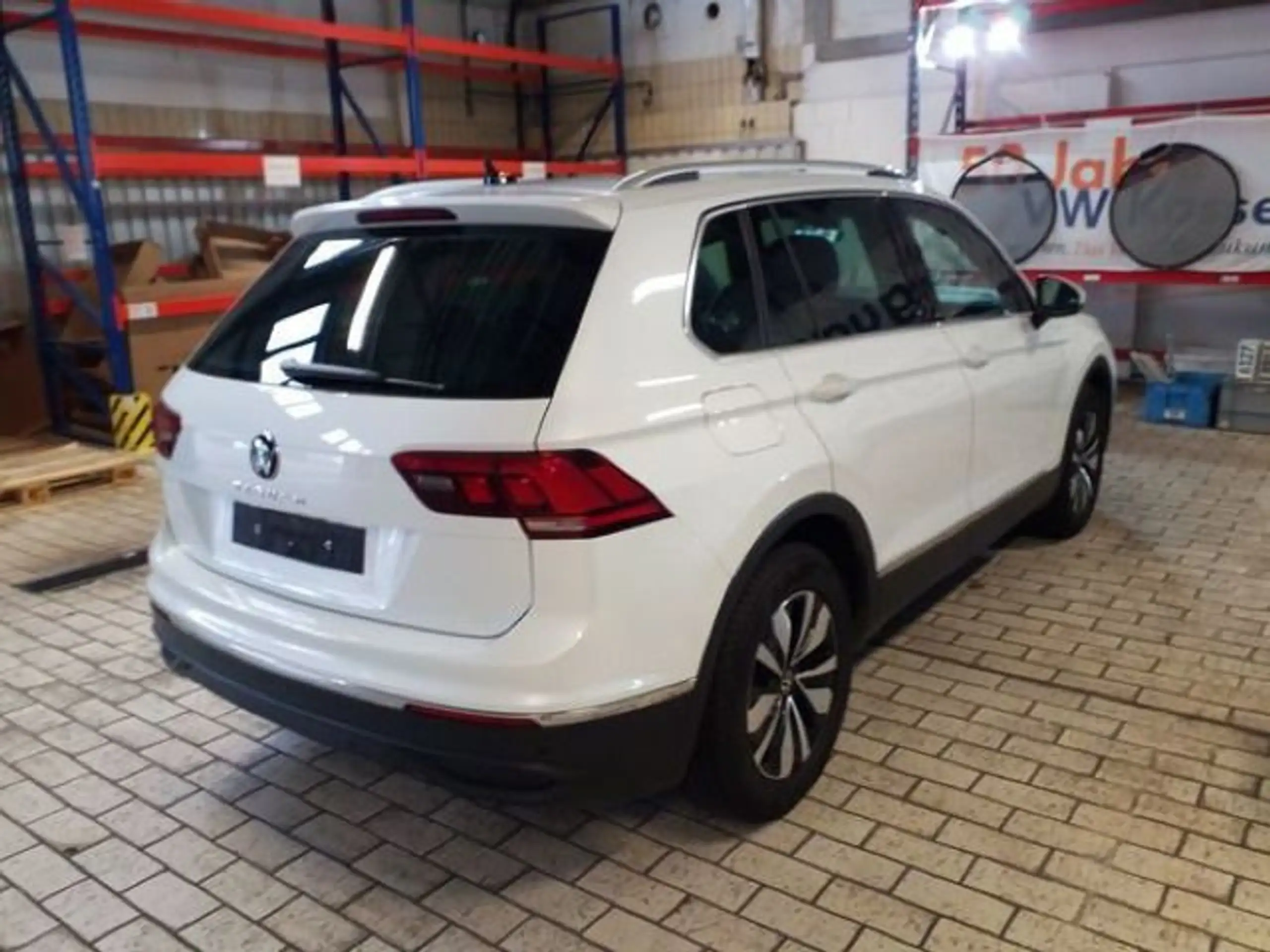 Volkswagen - Tiguan