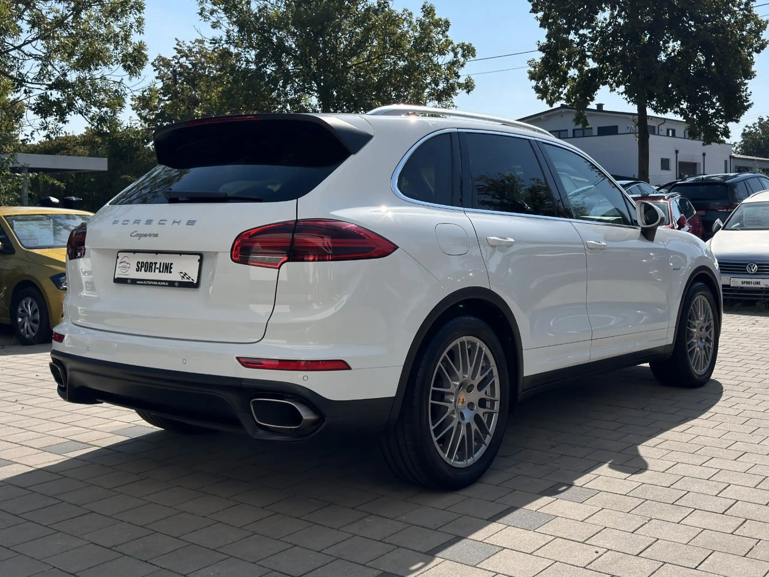 Porsche - Cayenne