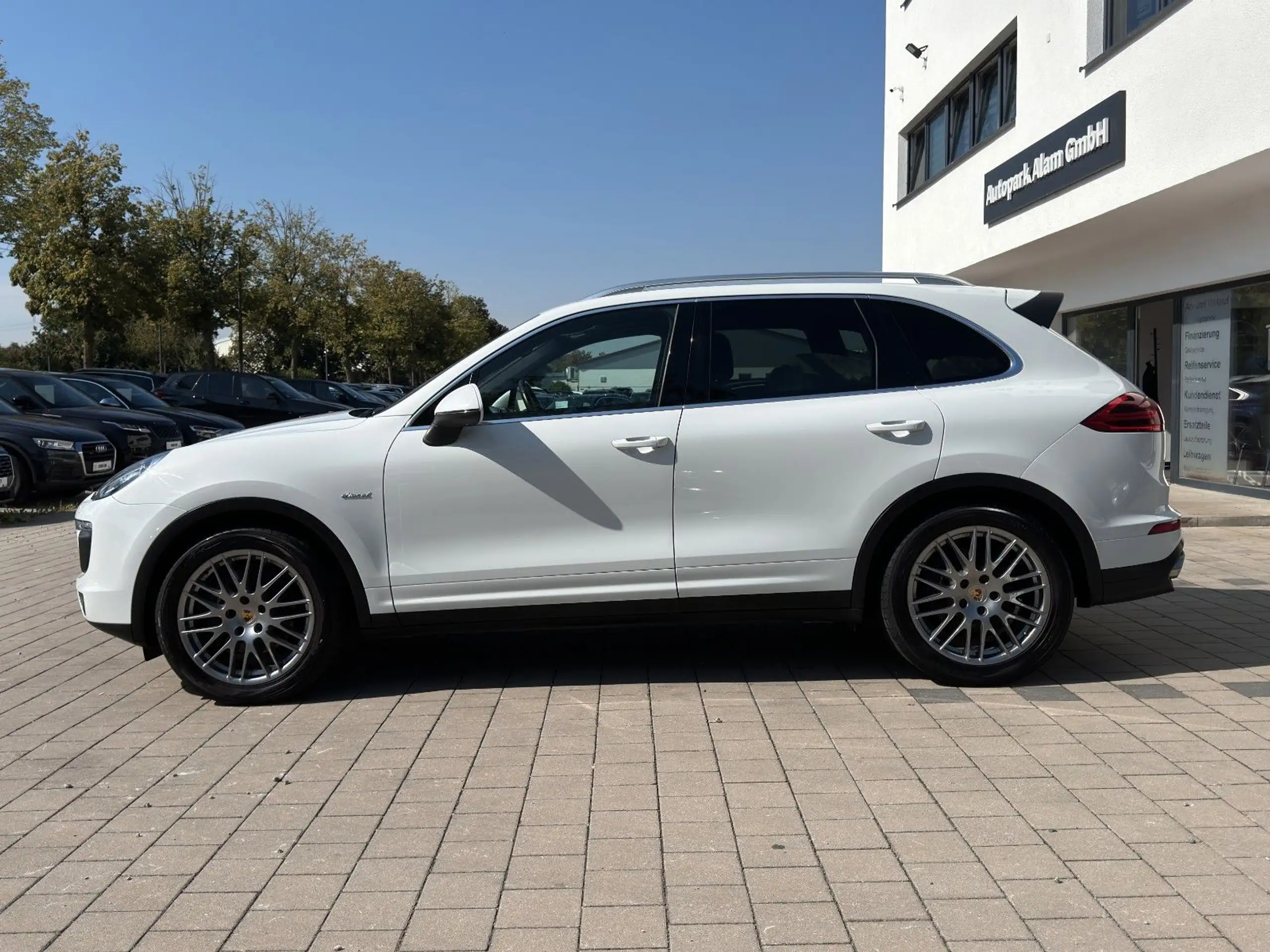 Porsche - Cayenne