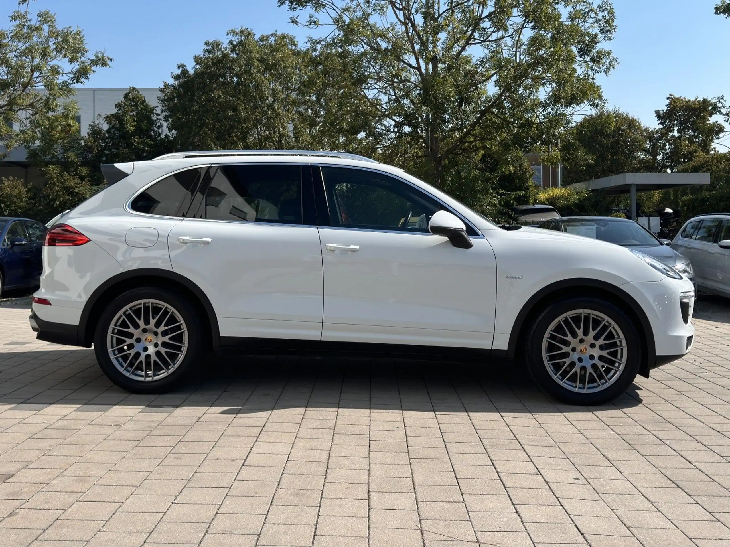 Porsche - Cayenne