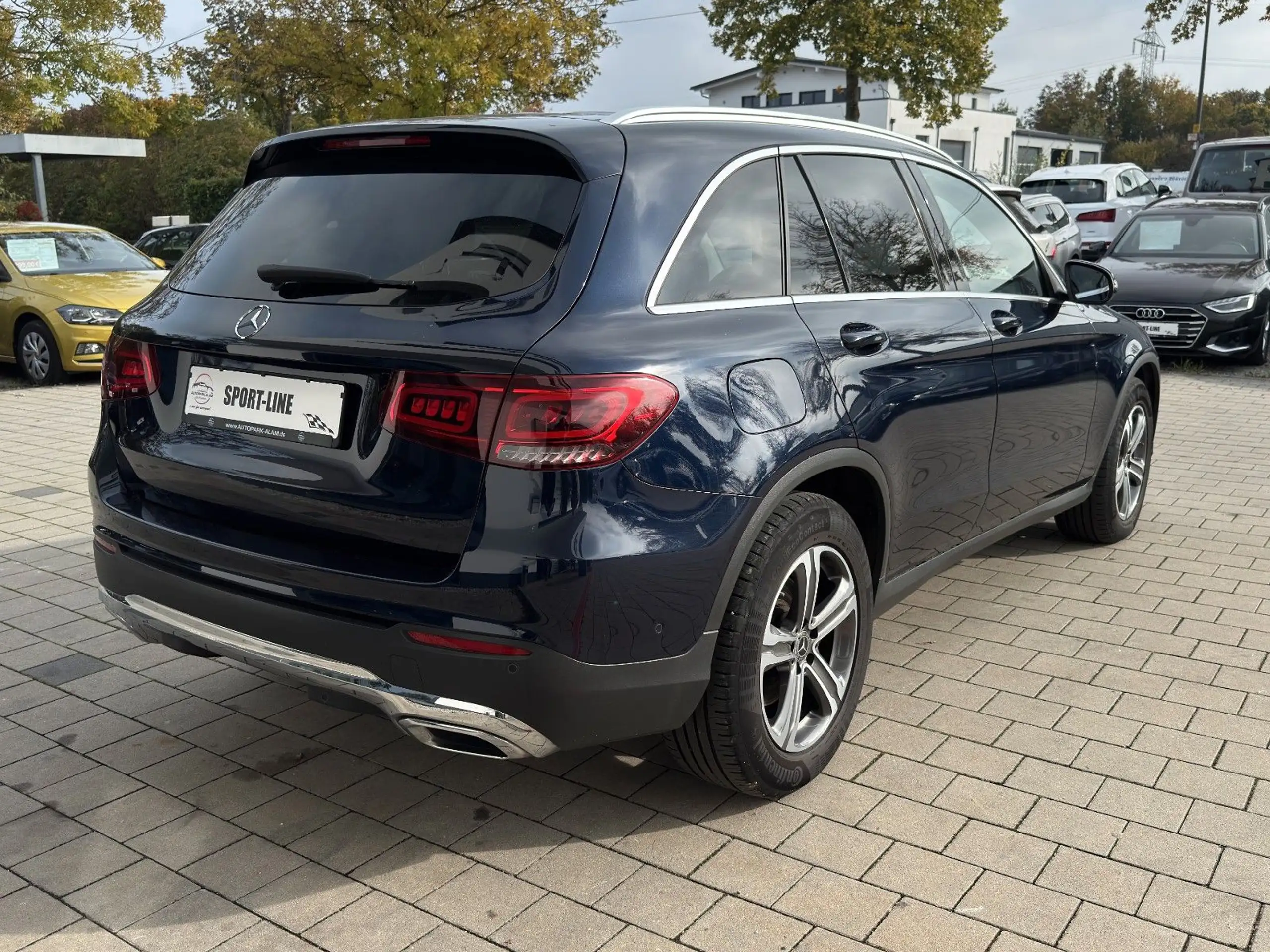 Mercedes-Benz - GLC 220