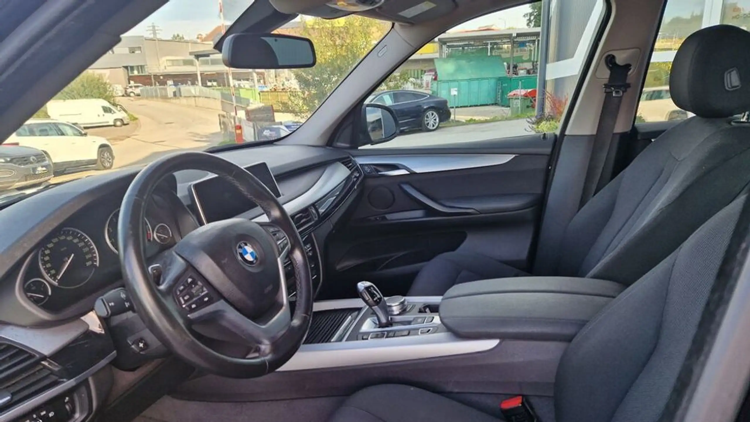 BMW - X5