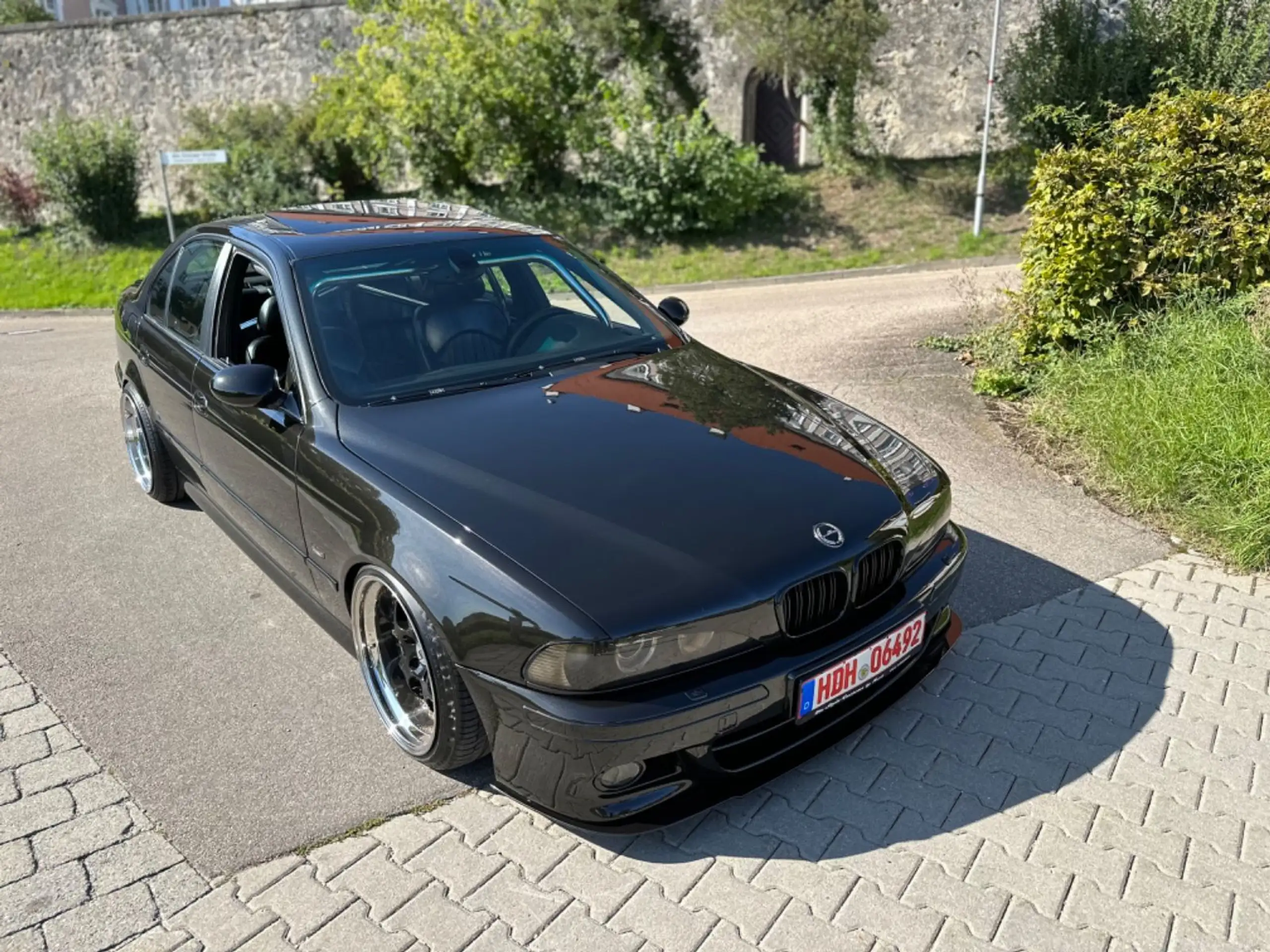 BMW - M5