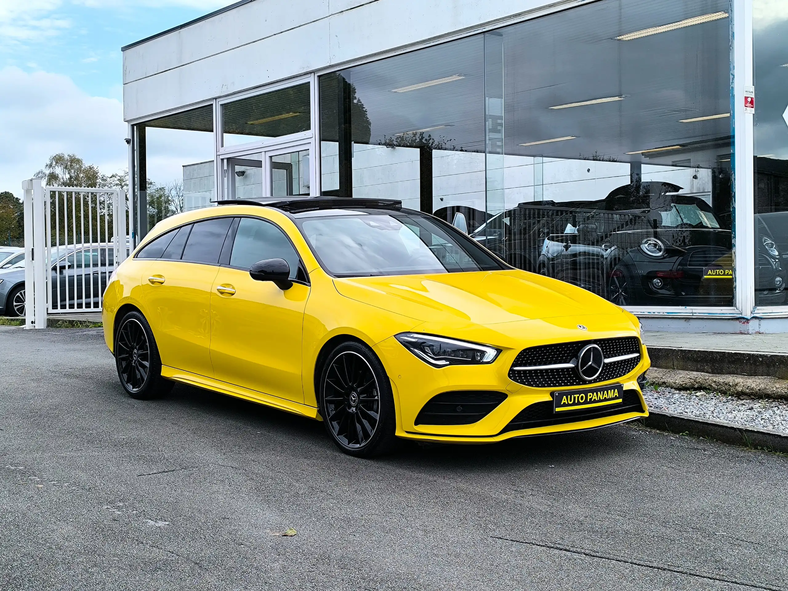 Mercedes-Benz - CLA 180