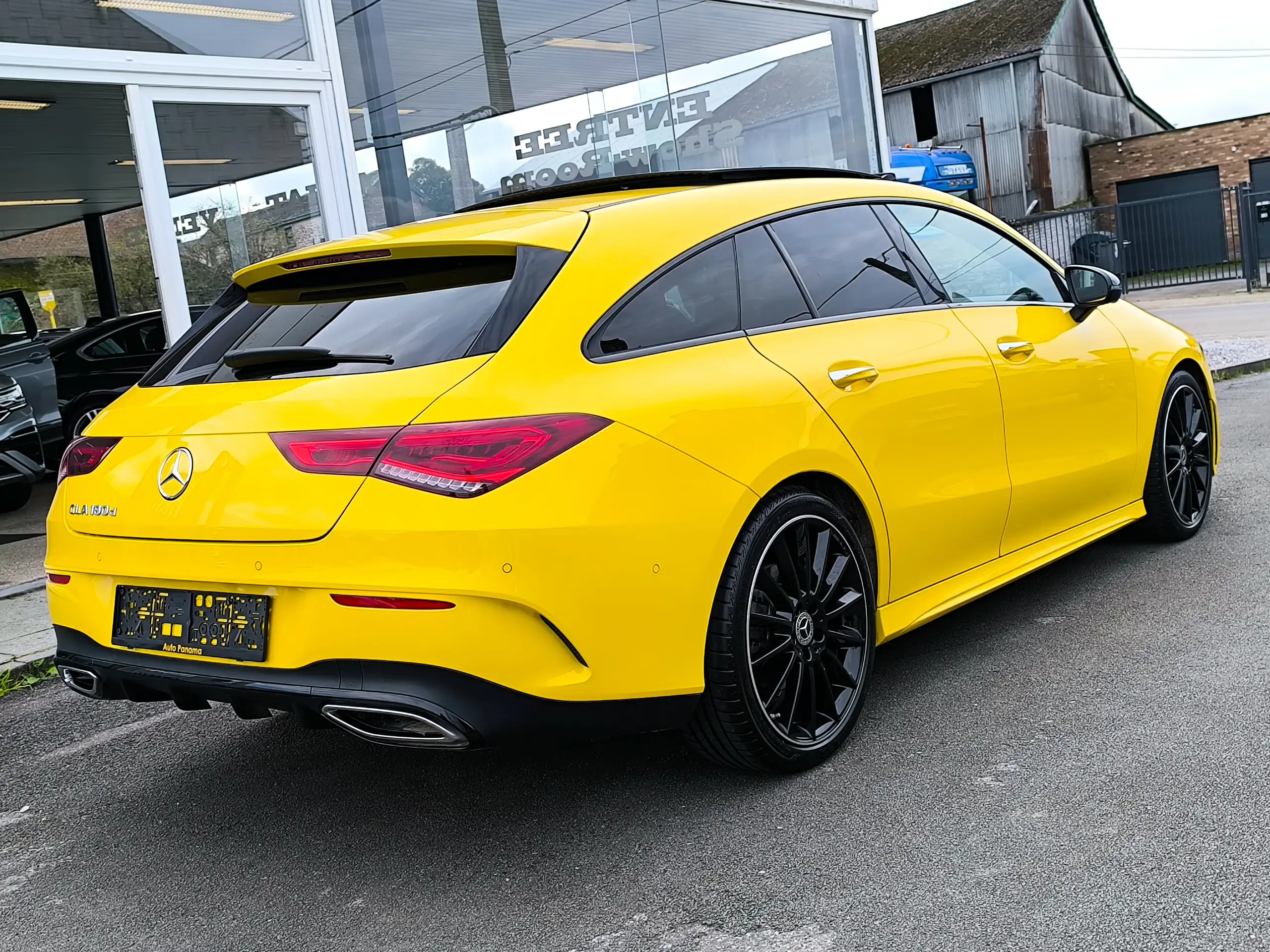 Mercedes-Benz - CLA 180