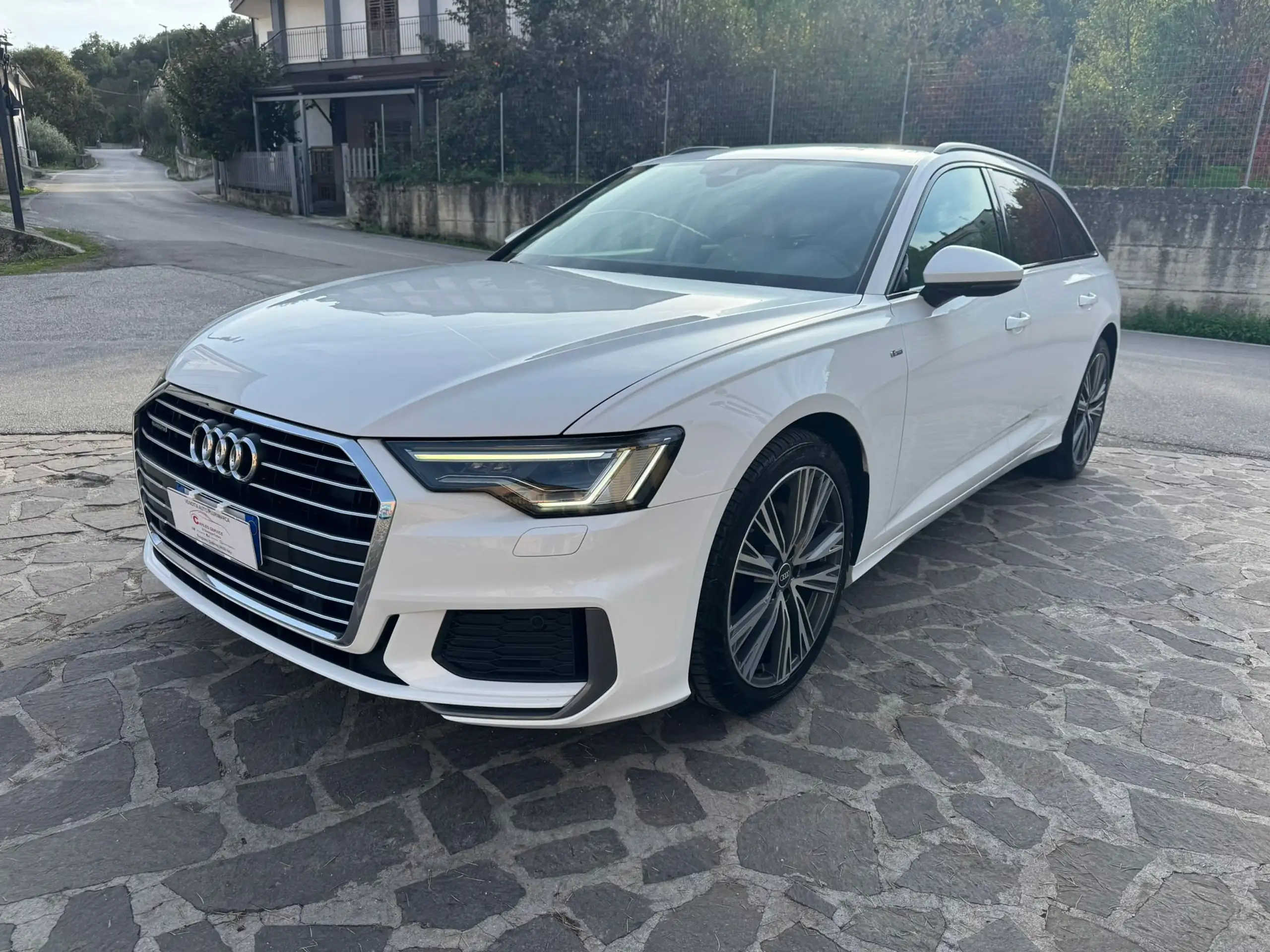 Audi - A6