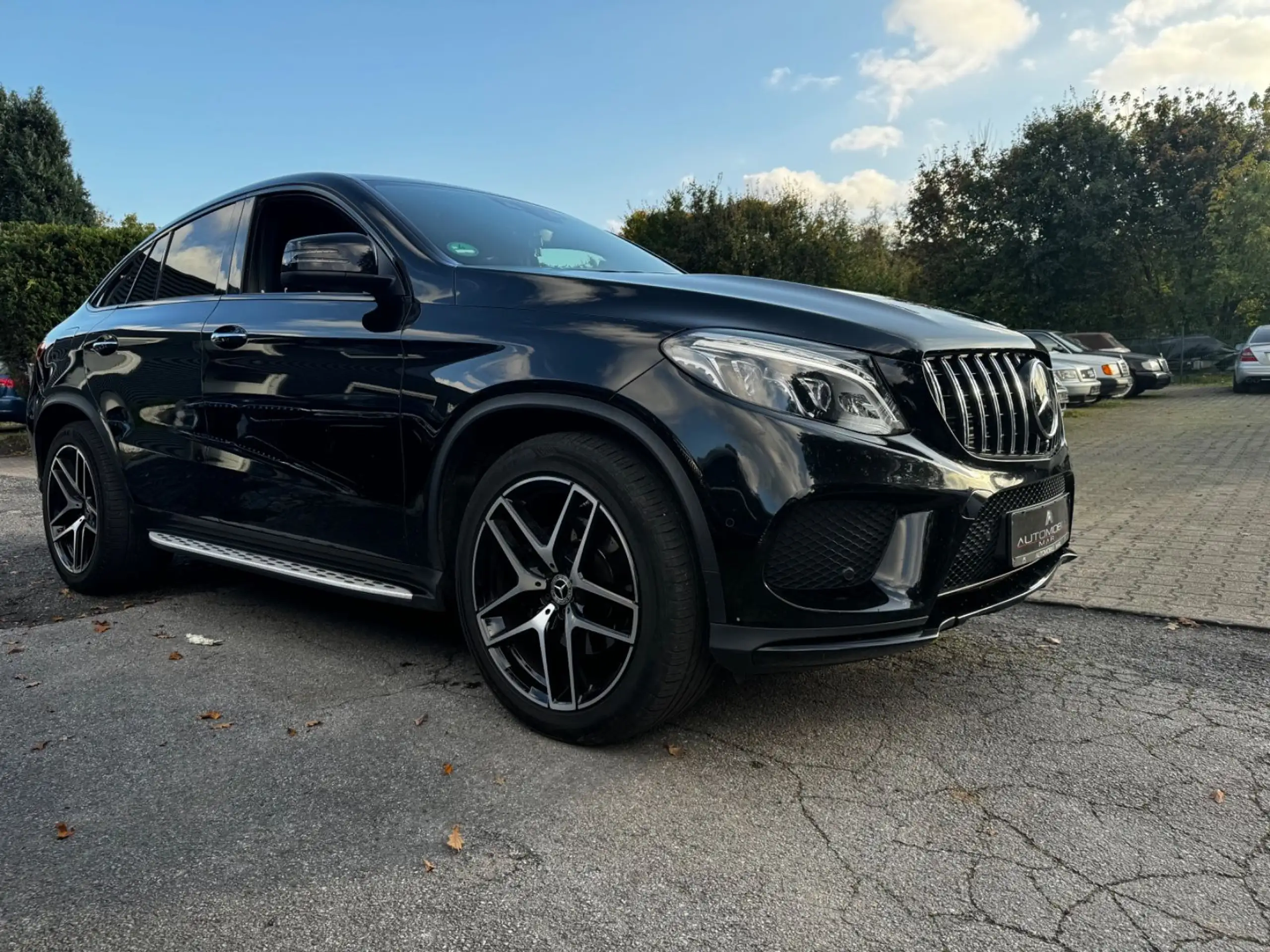 Mercedes-Benz - GLE 350