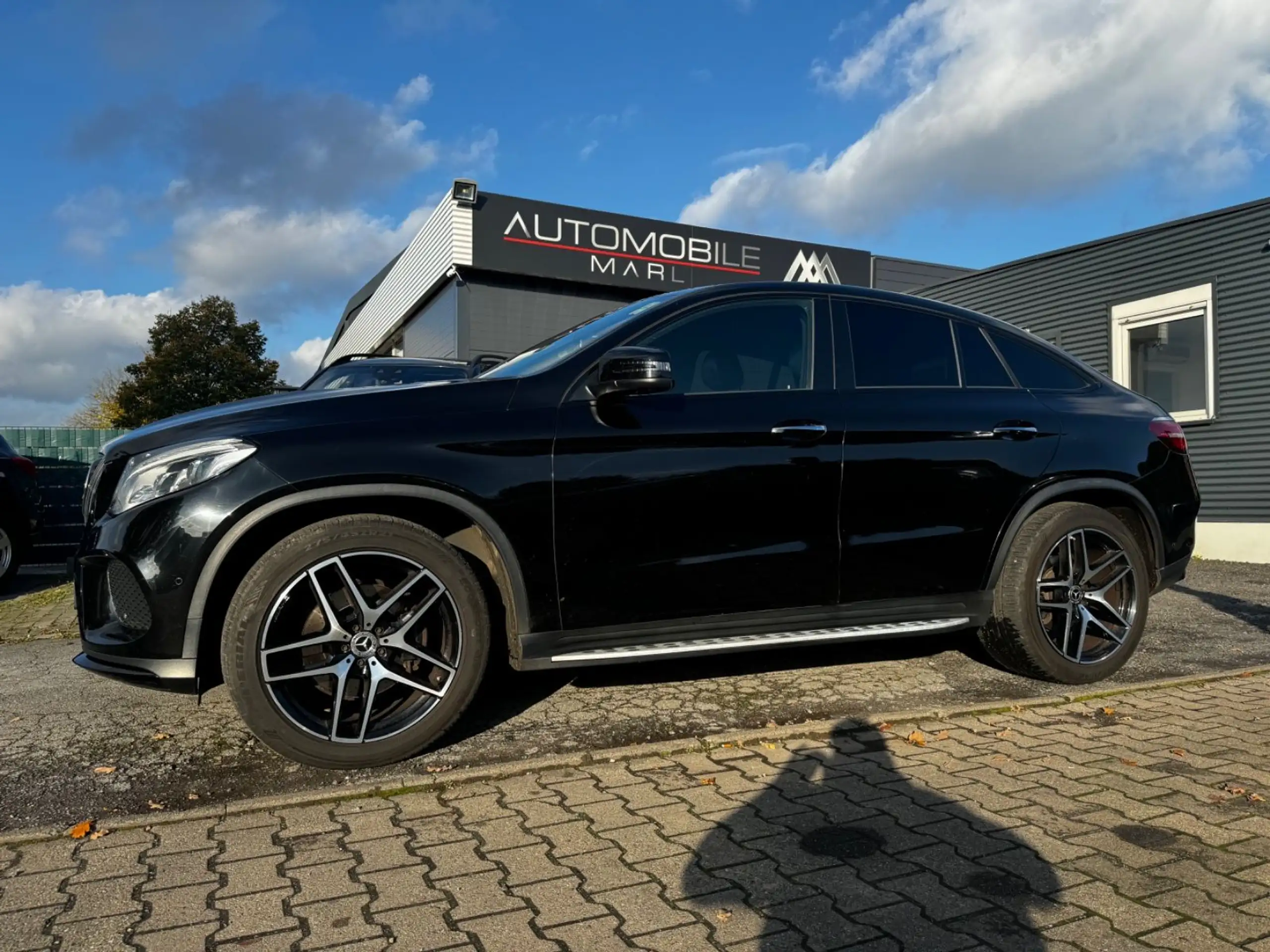 Mercedes-Benz - GLE 350