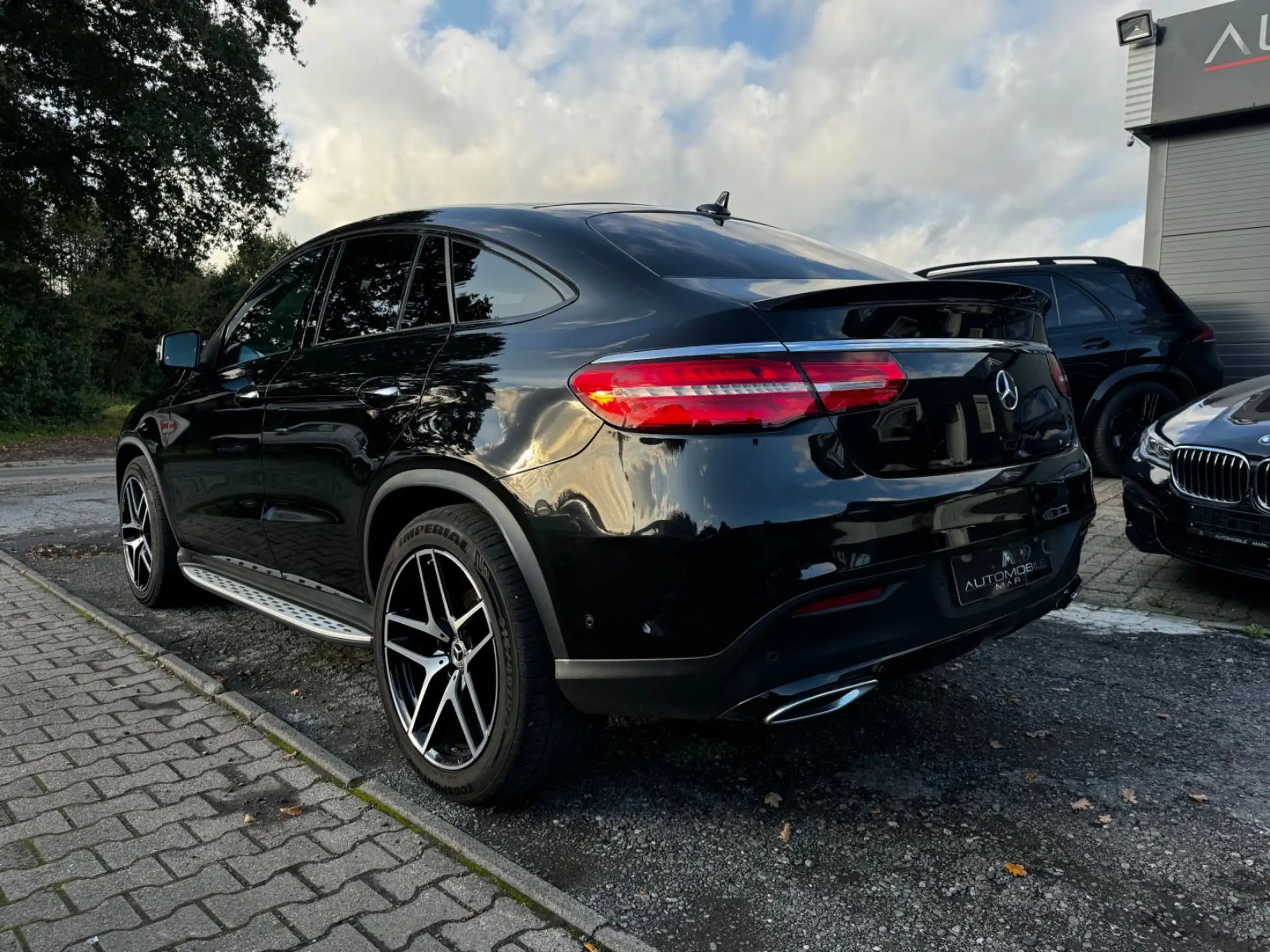 Mercedes-Benz - GLE 350