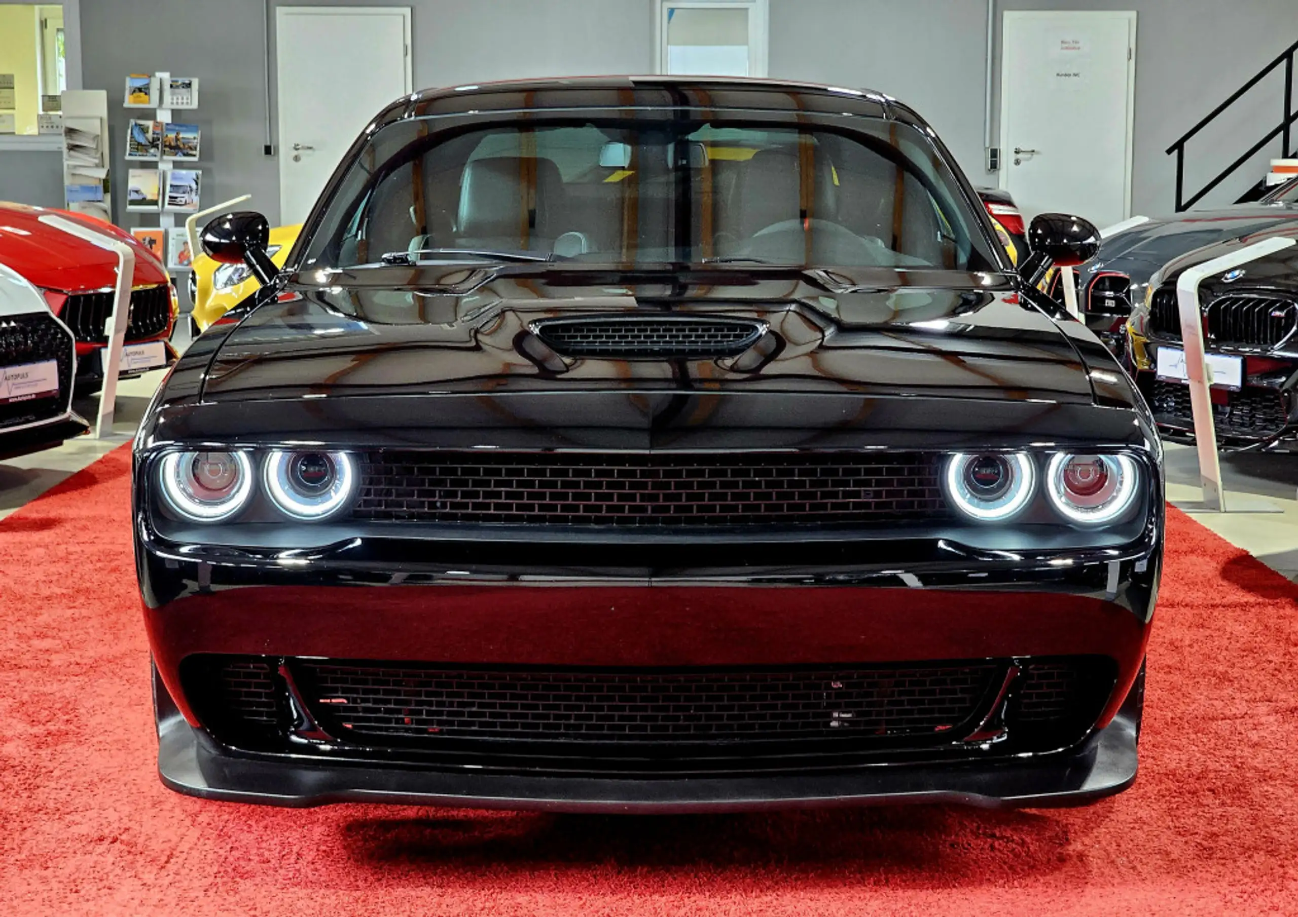 Dodge - Challenger