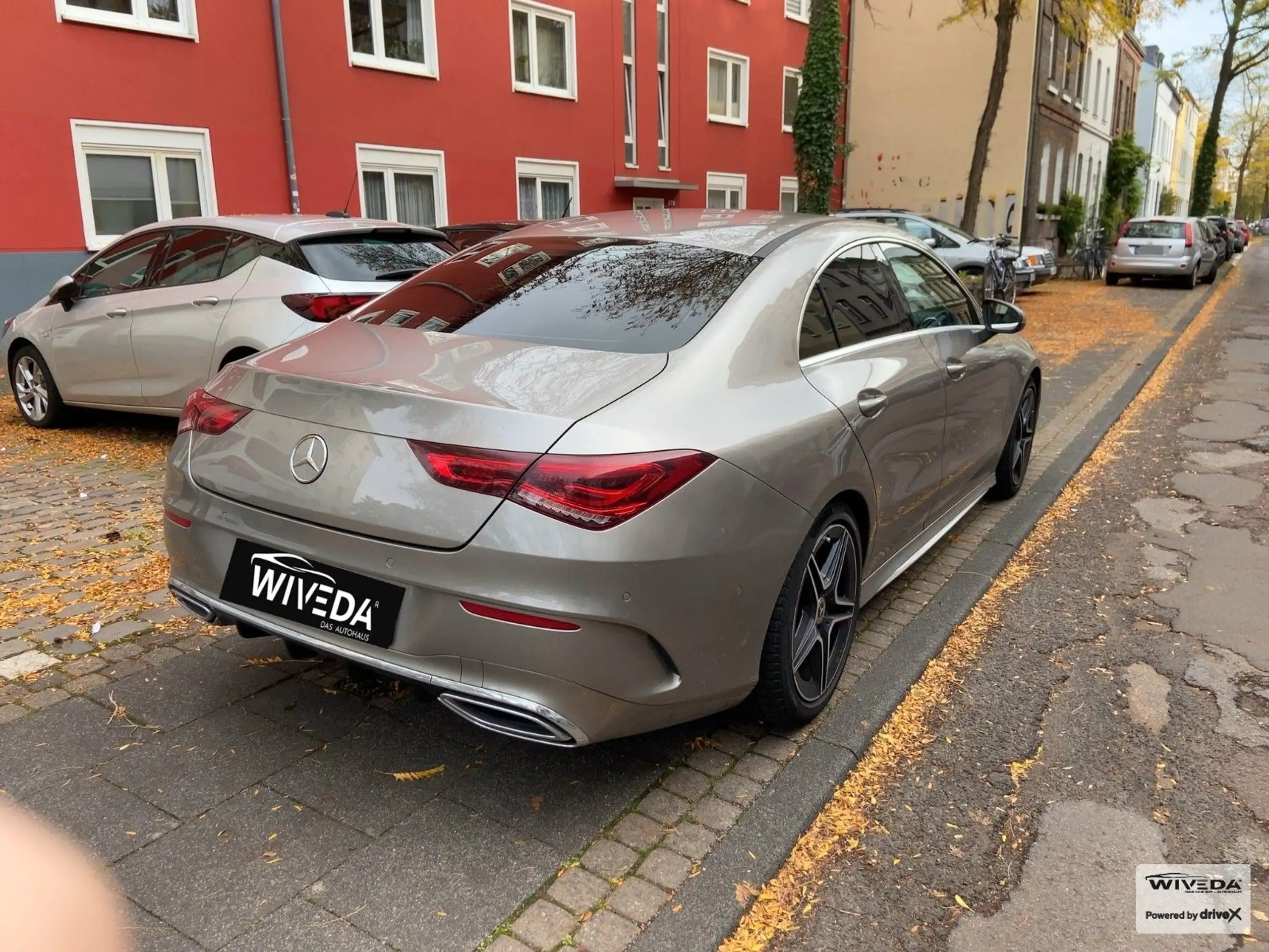 Mercedes-Benz - CLA 250