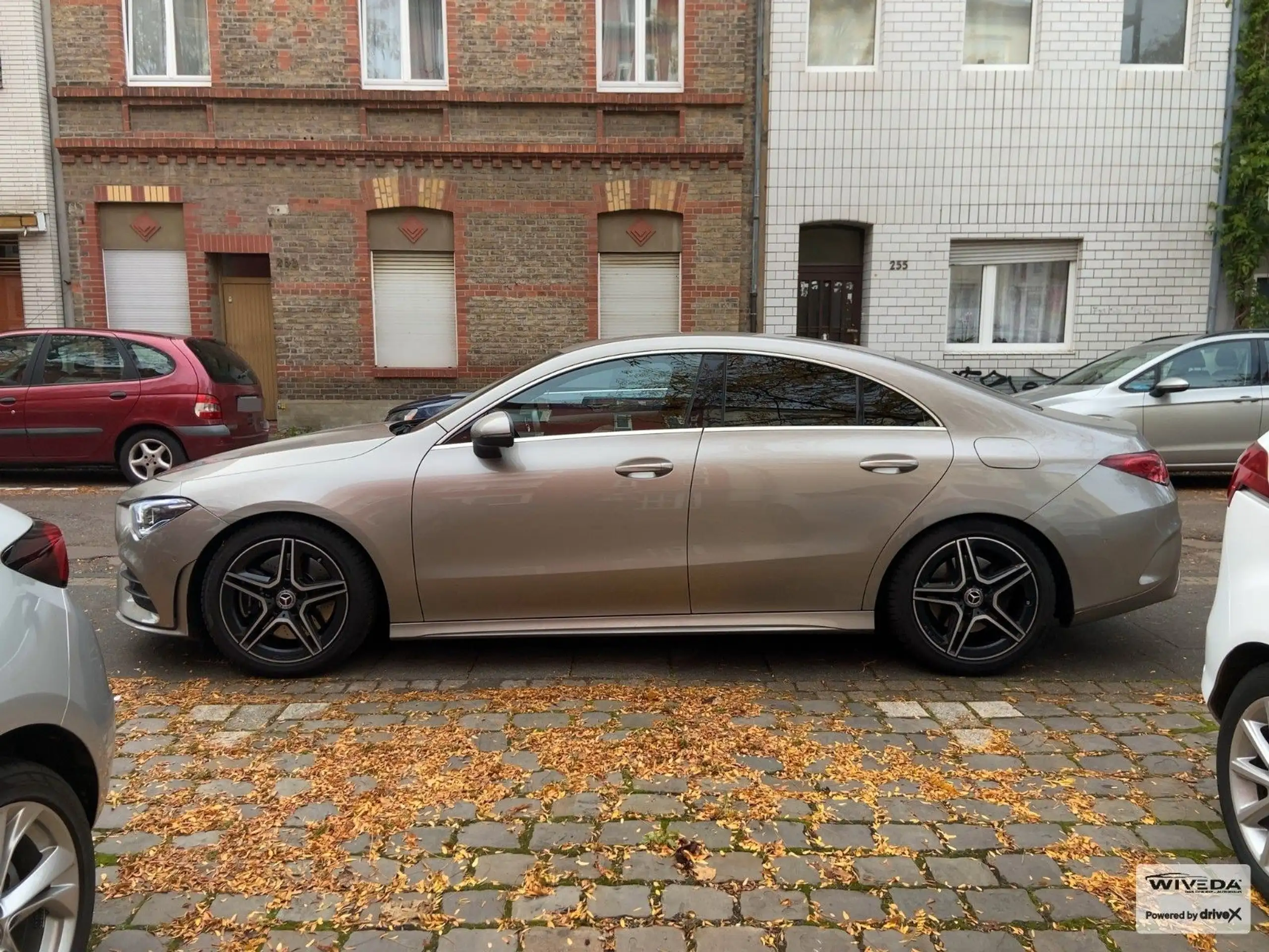 Mercedes-Benz - CLA 250