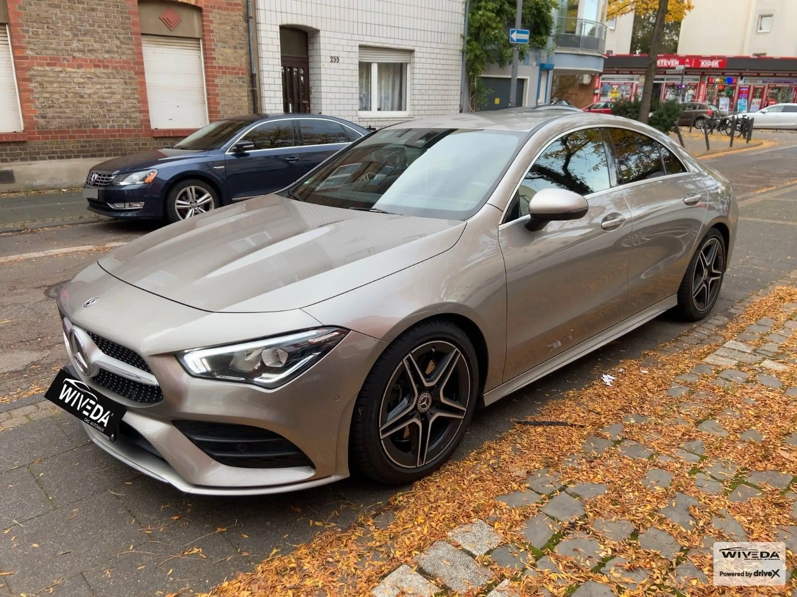 Mercedes-Benz - CLA 250