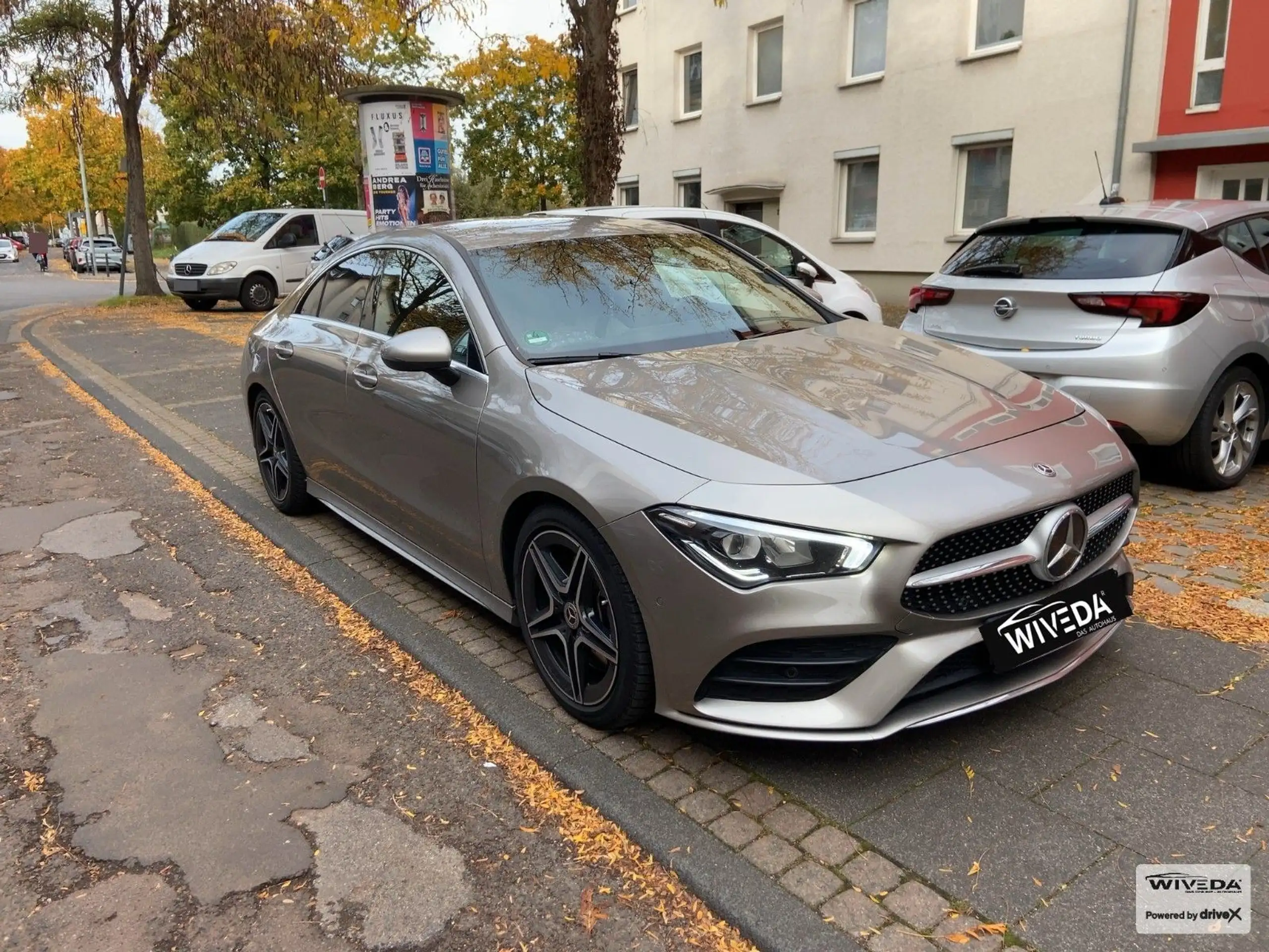 Mercedes-Benz - CLA 250