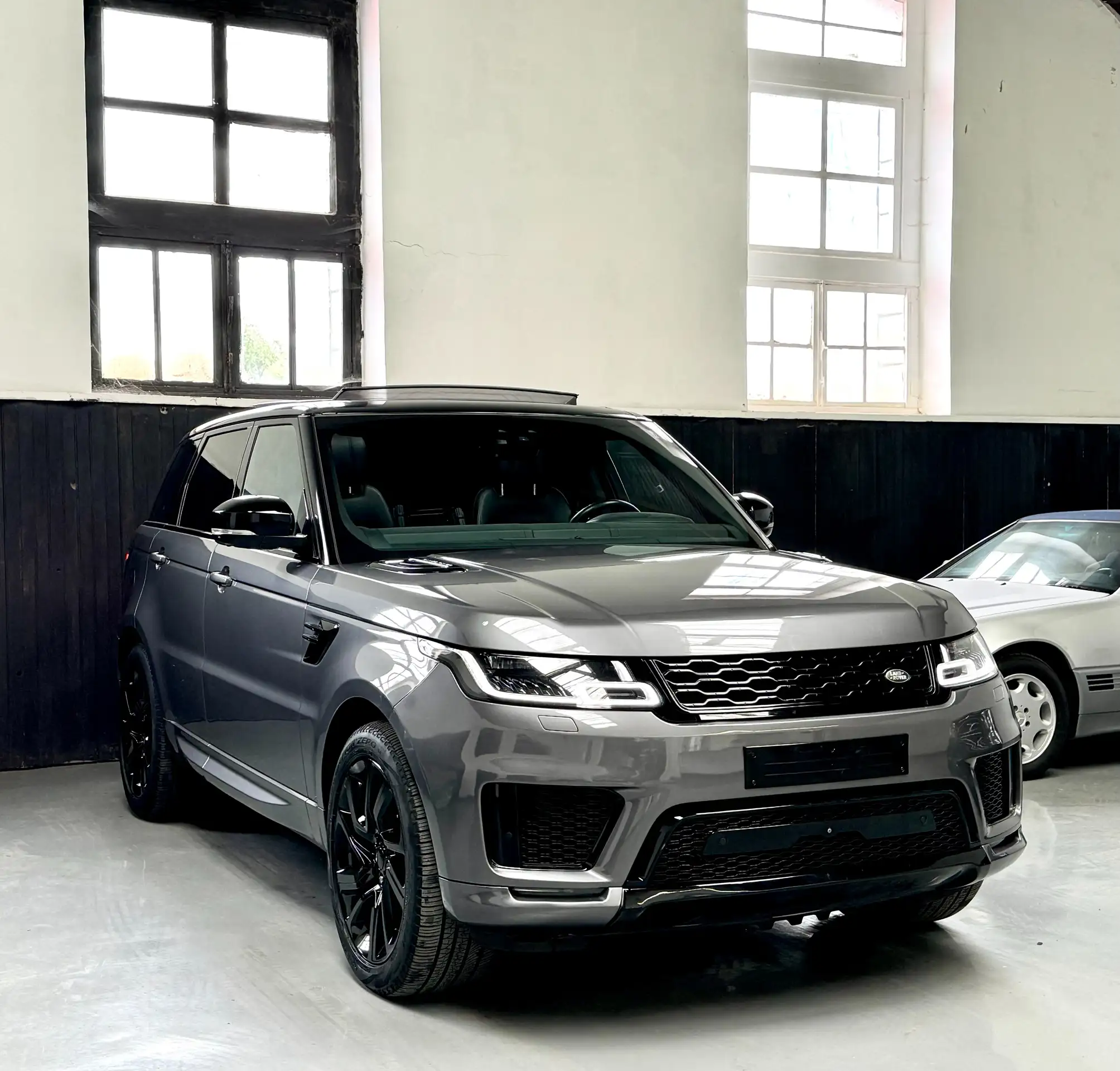 Land Rover - Range Rover Sport