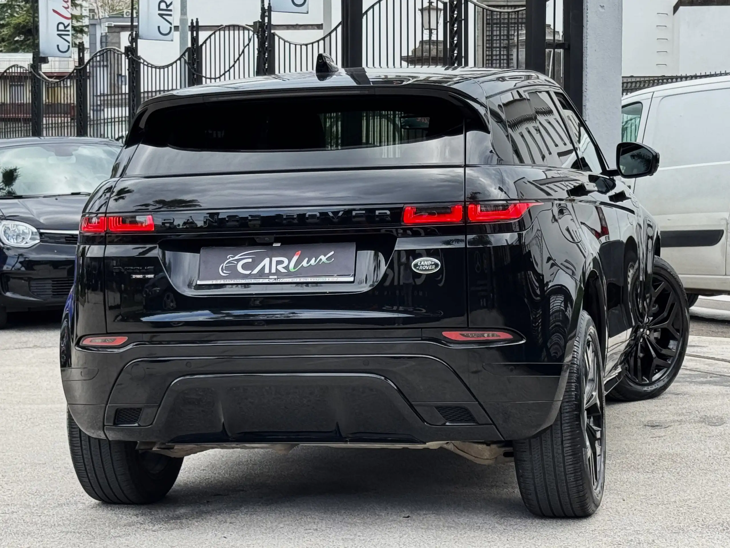 Land Rover - Range Rover Evoque