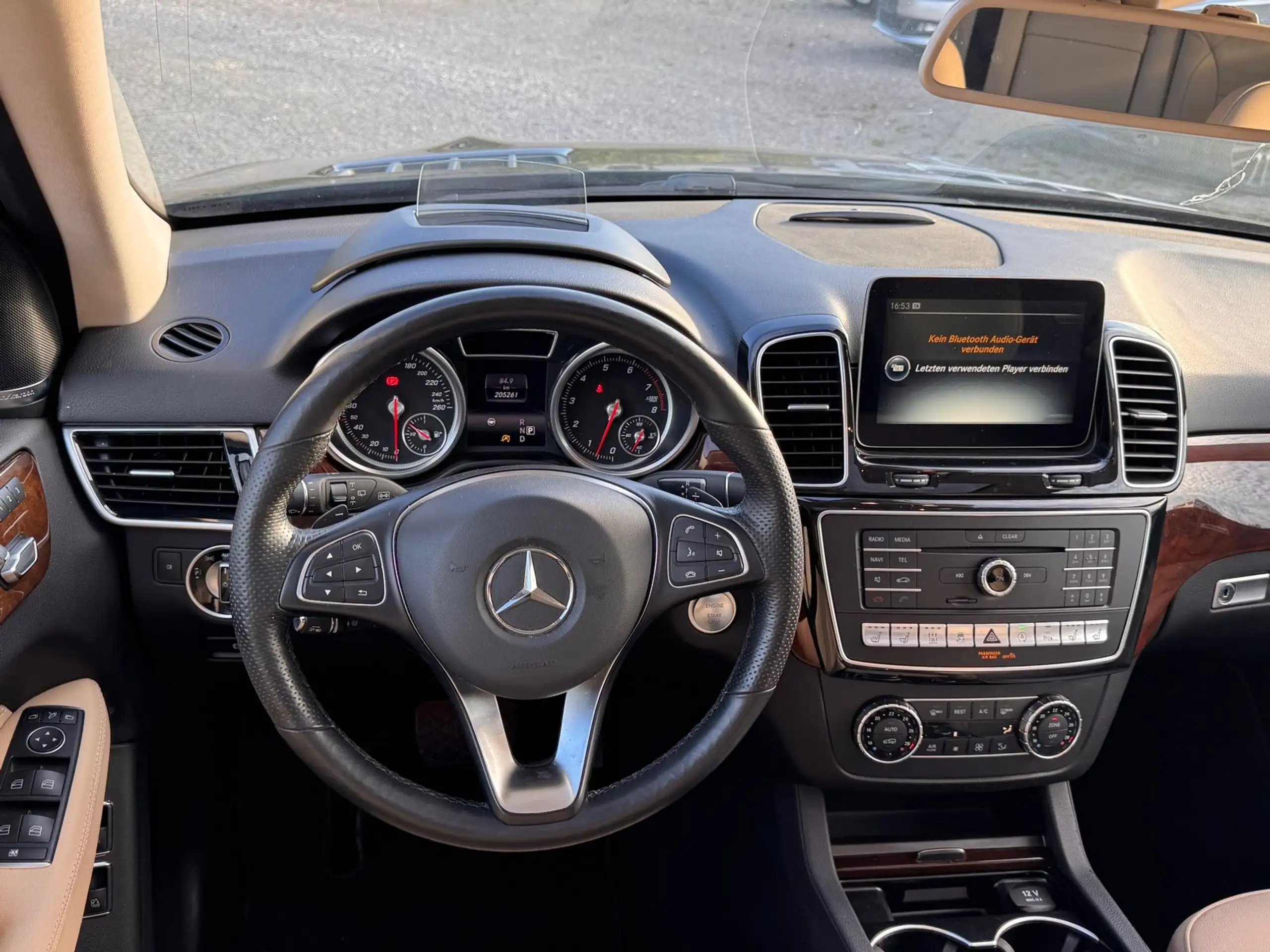 Mercedes-Benz - GLE 500