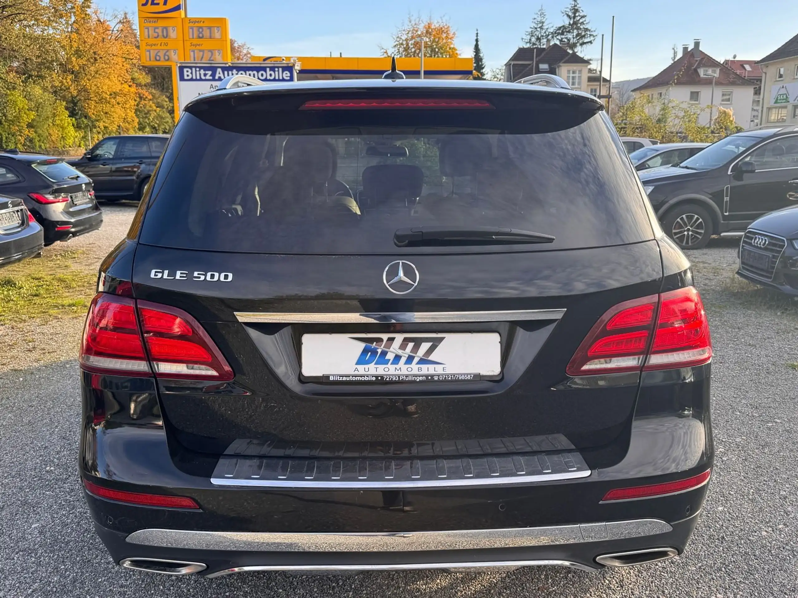 Mercedes-Benz - GLE 500