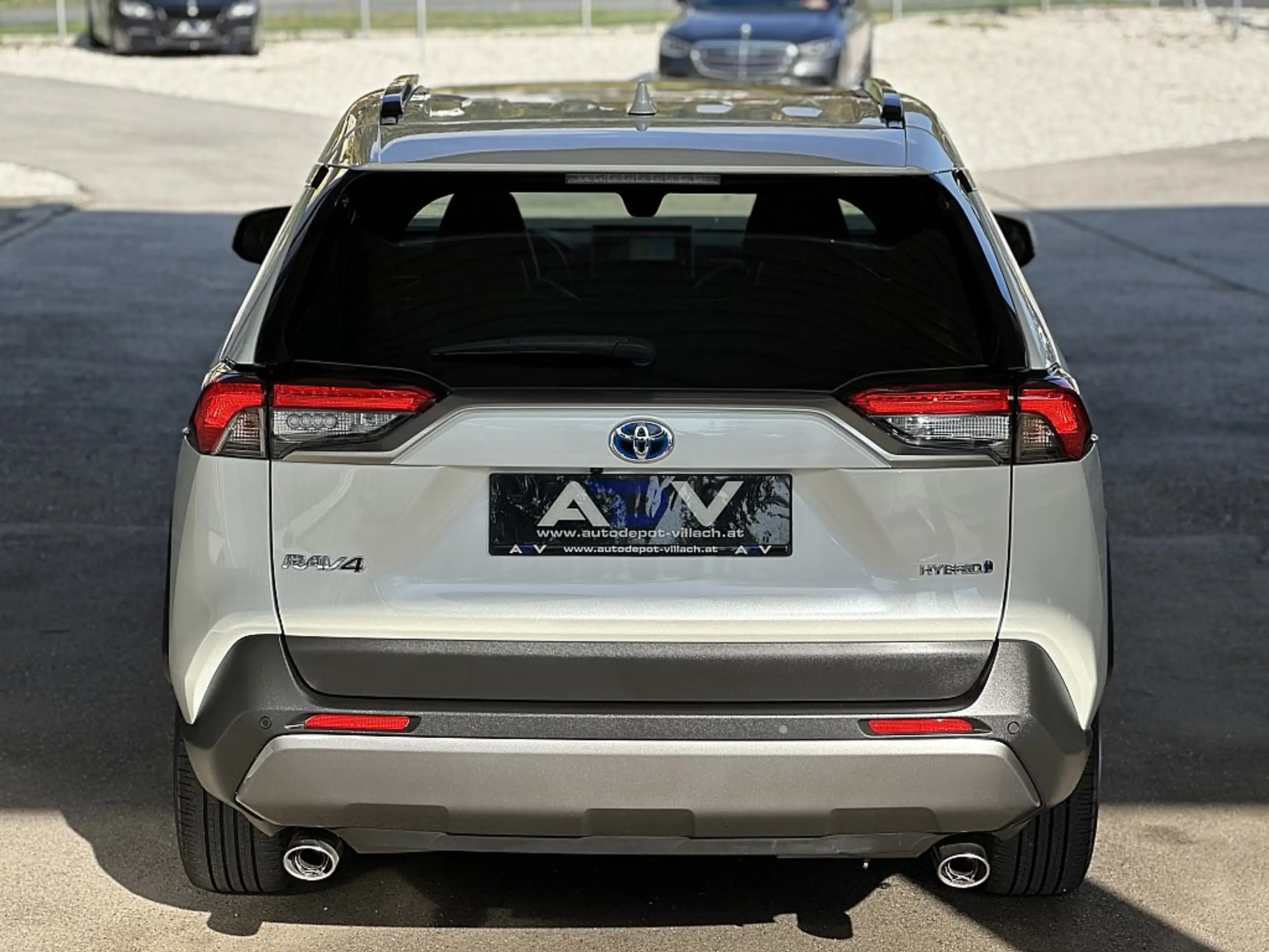 Toyota - RAV 4