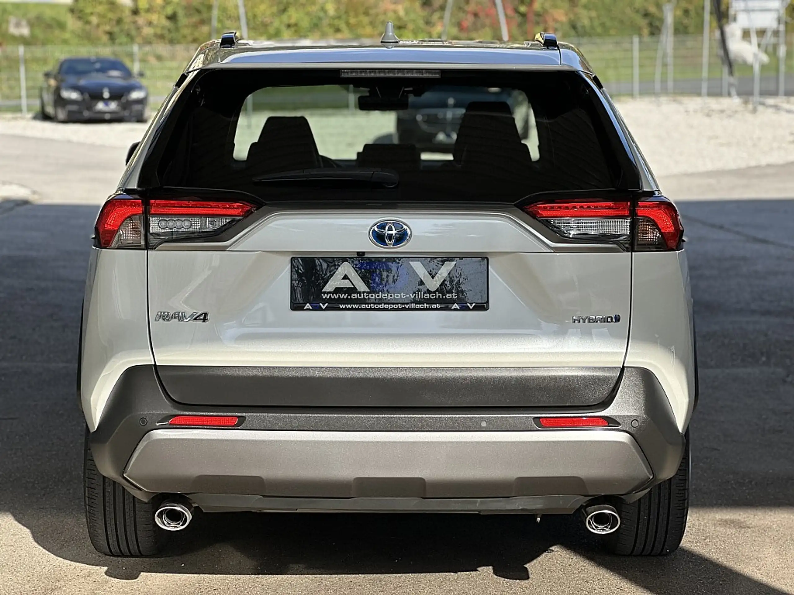 Toyota - RAV 4