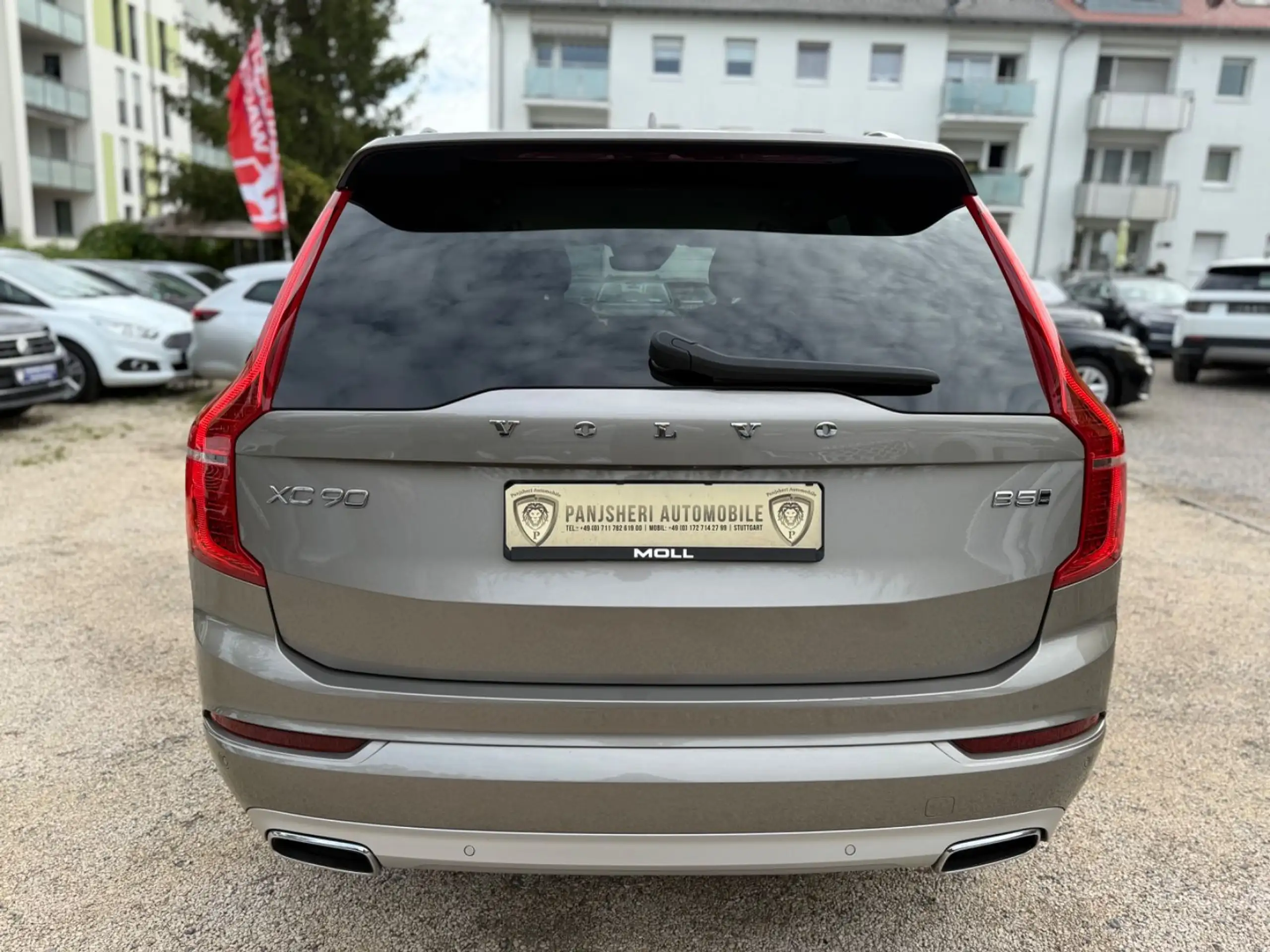 Volvo - XC90