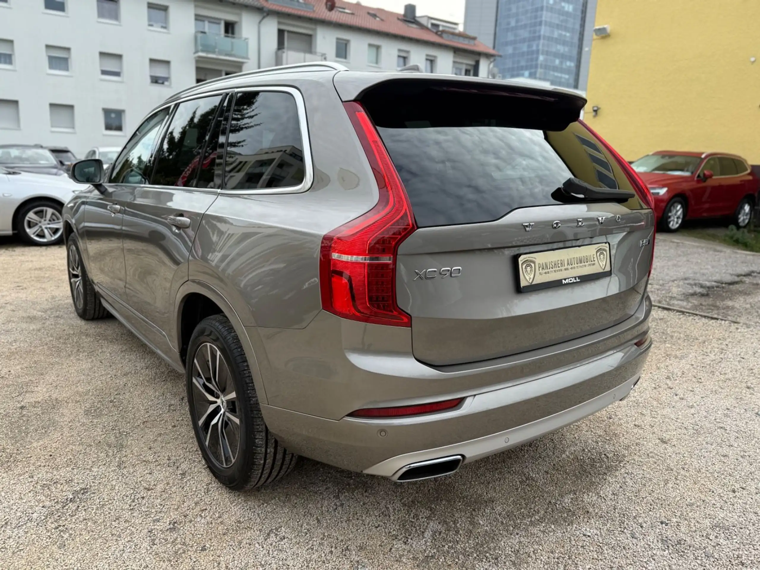 Volvo - XC90