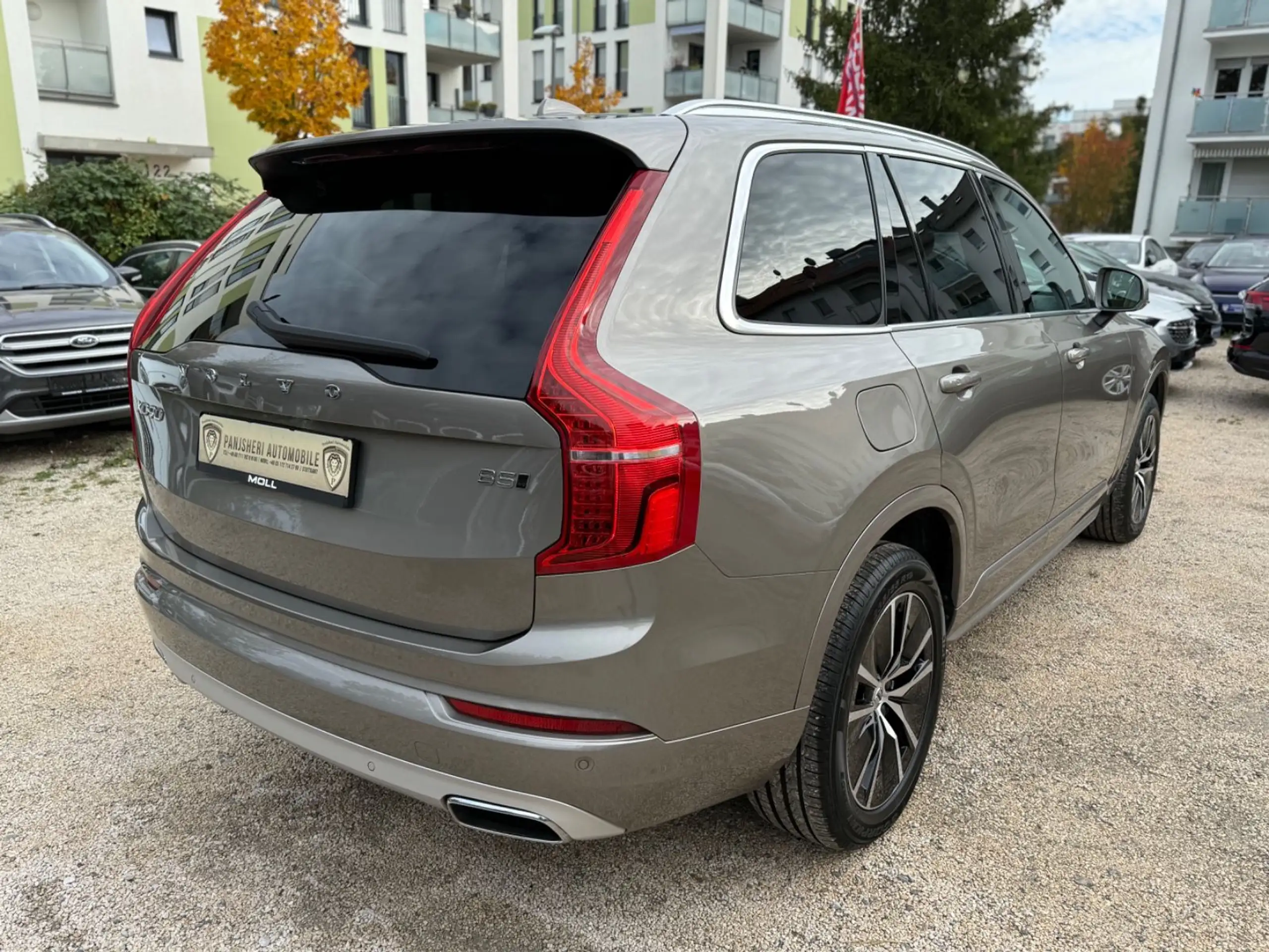 Volvo - XC90