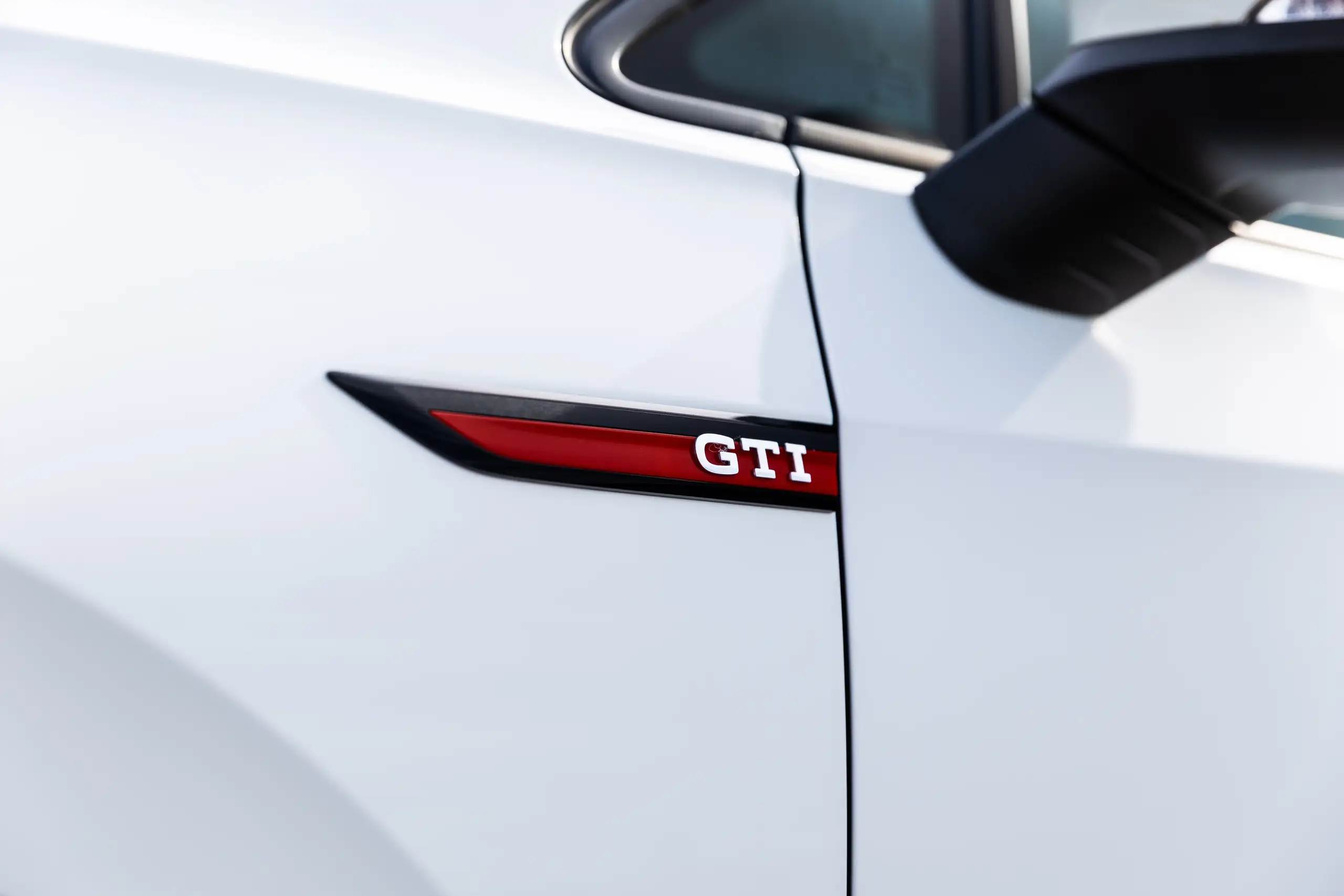 Volkswagen - Golf GTI