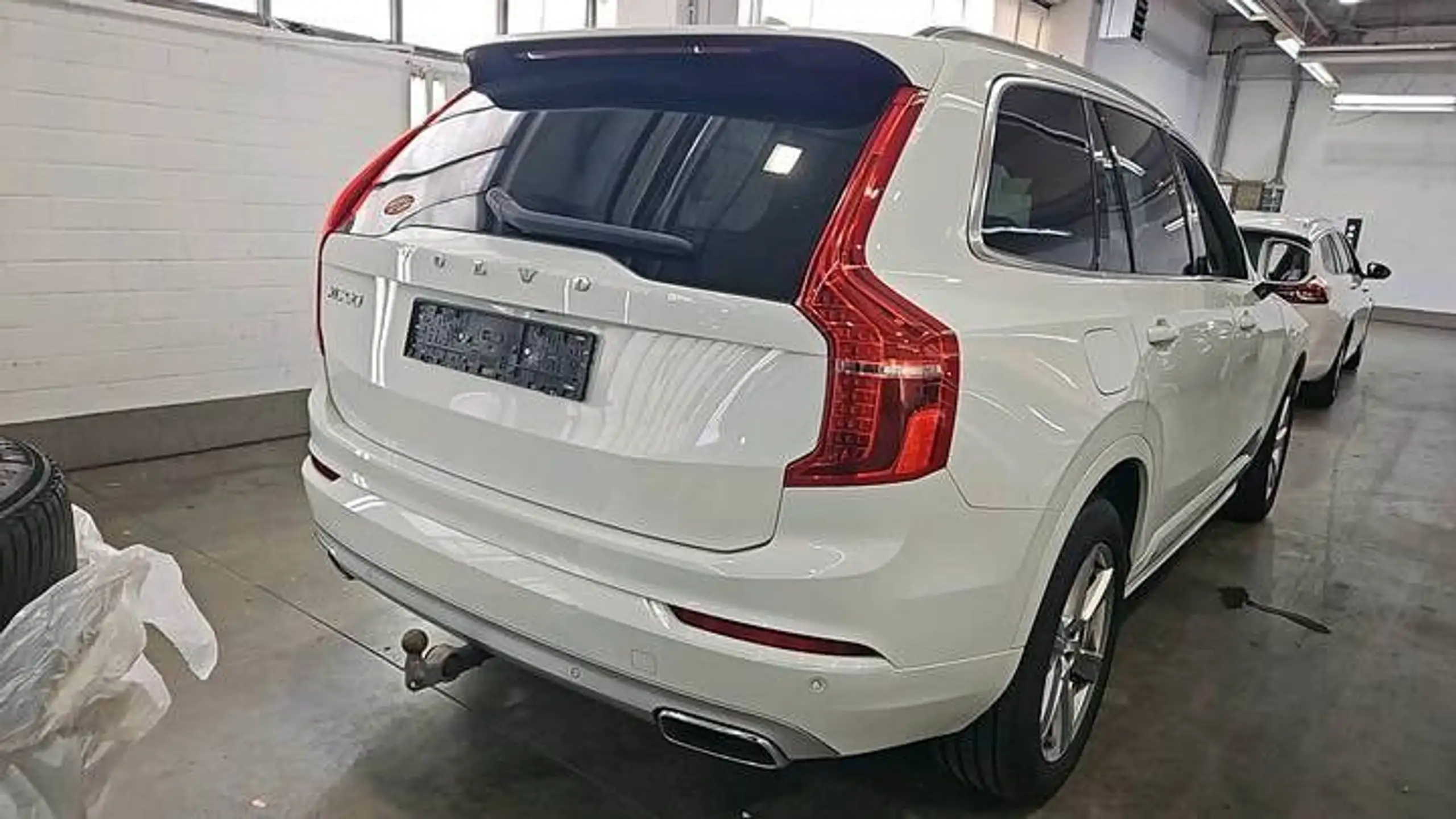 Volvo - XC90