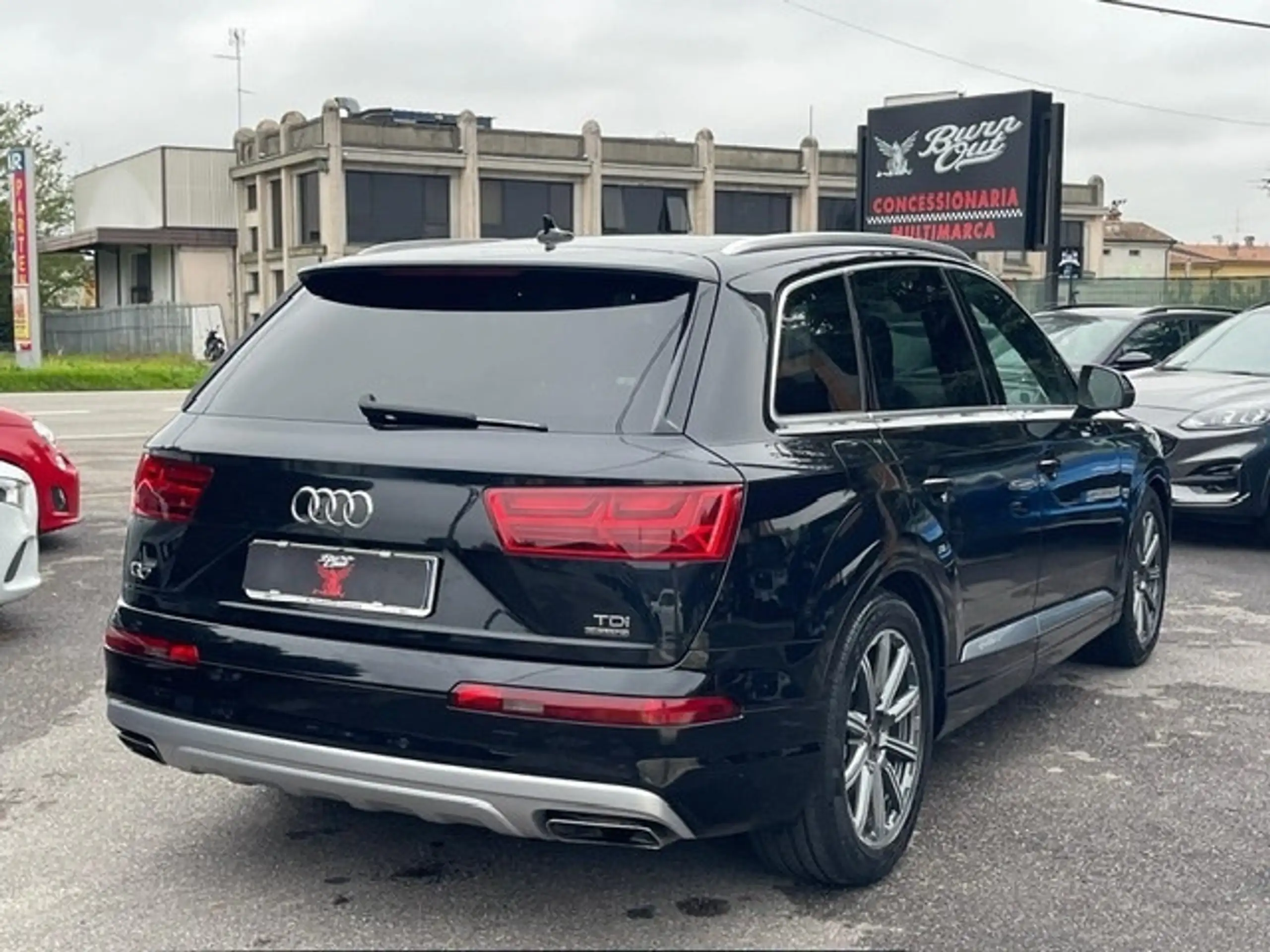 Audi - Q7