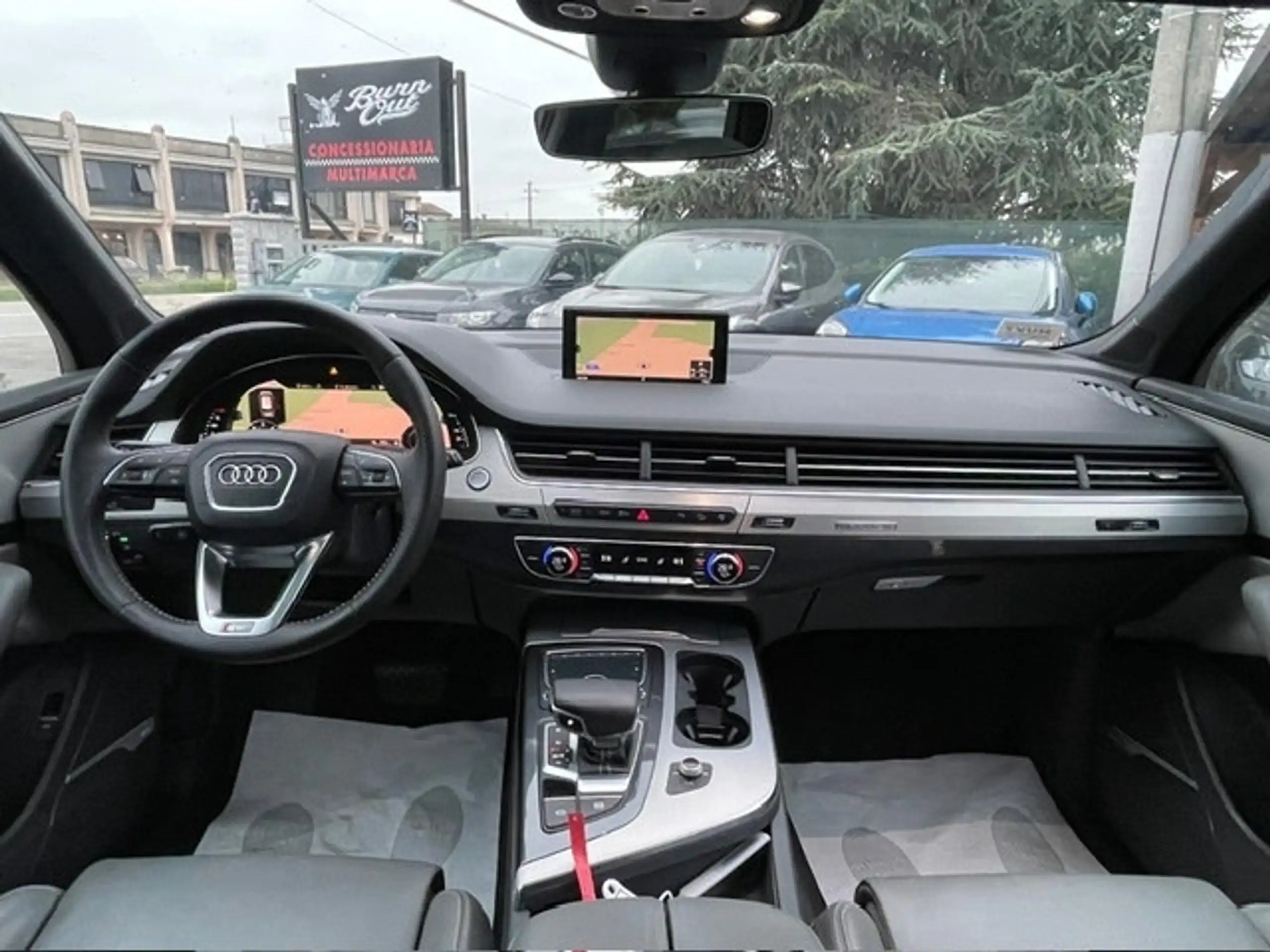 Audi - Q7