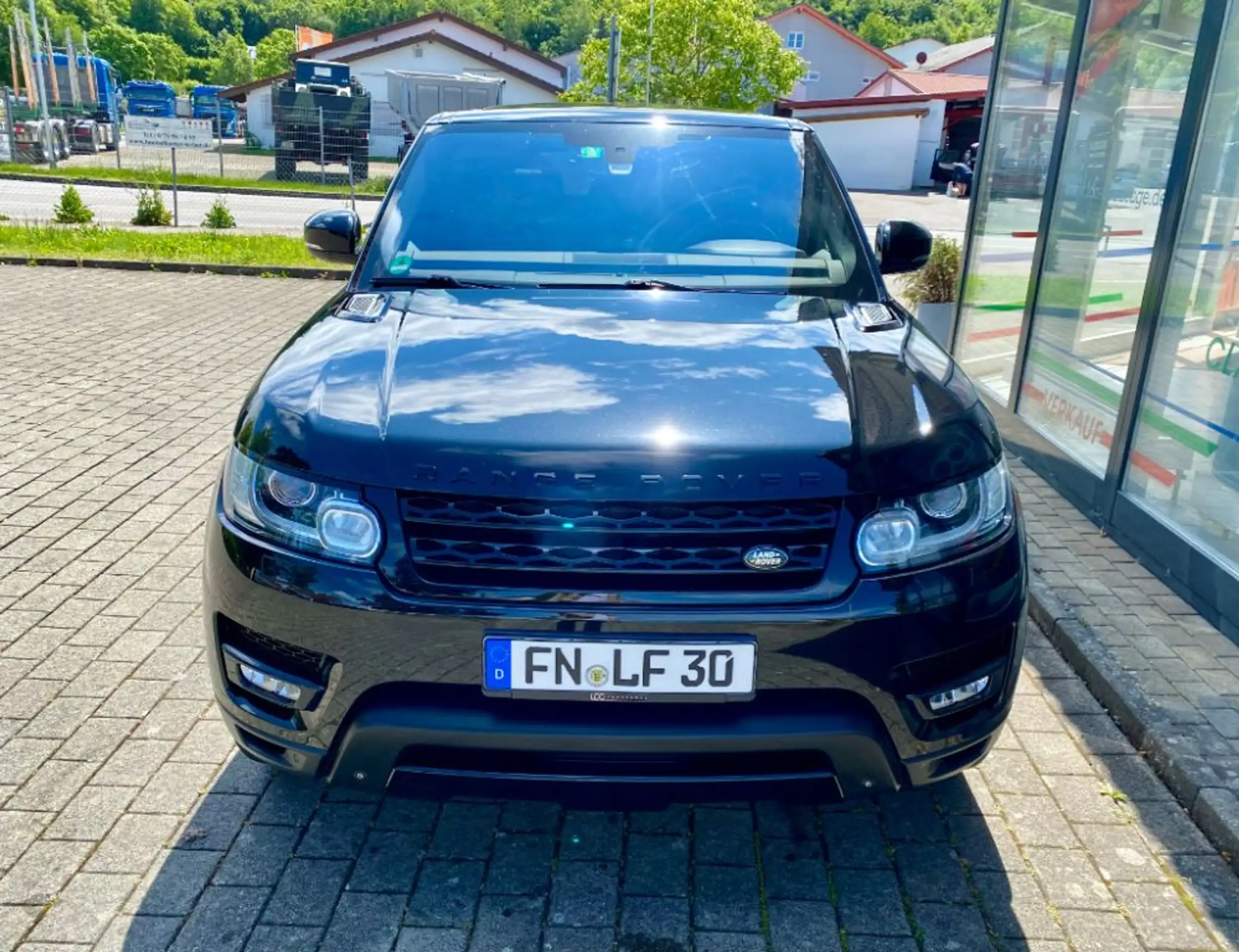 Land Rover - Range Rover Sport