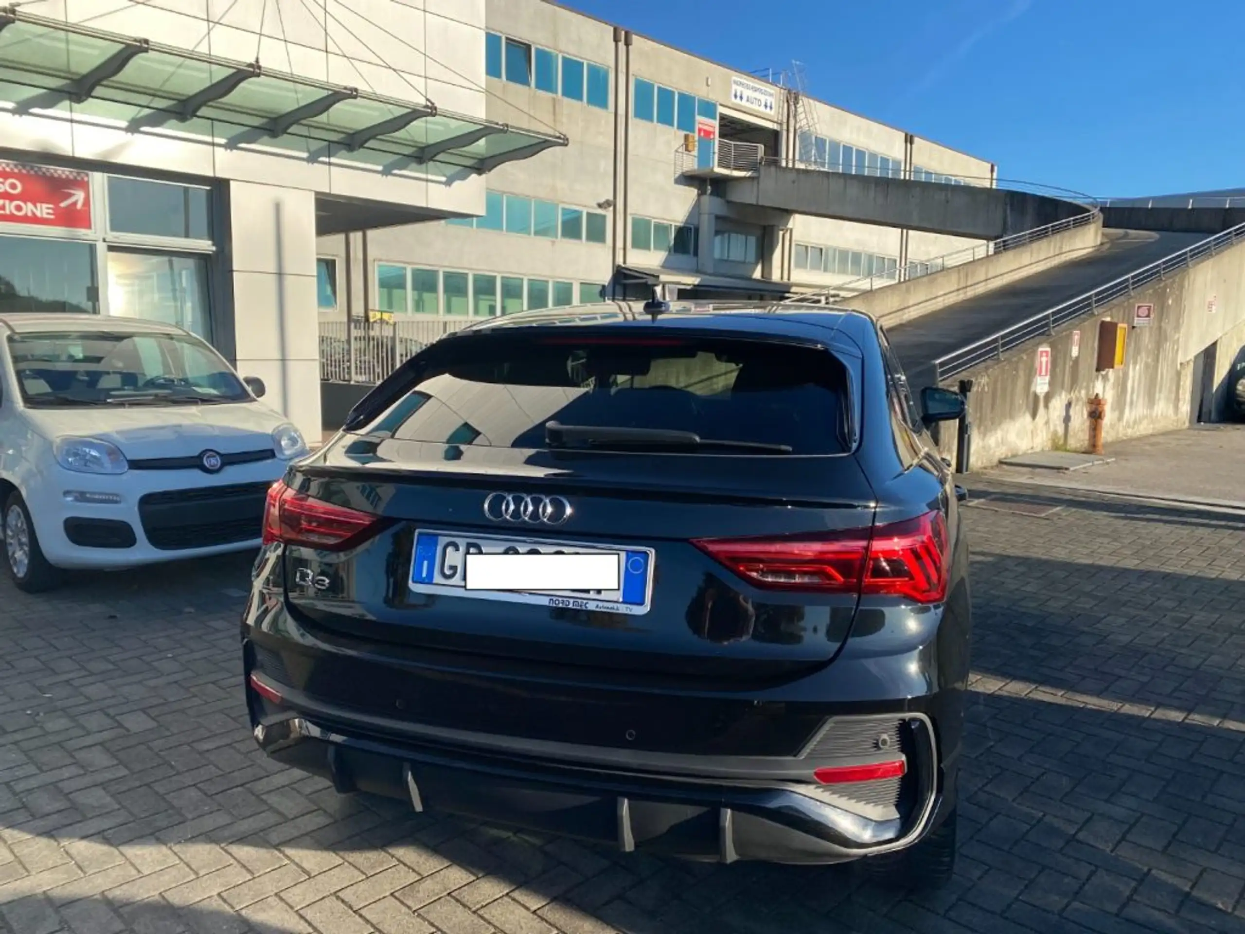 Audi - Q3