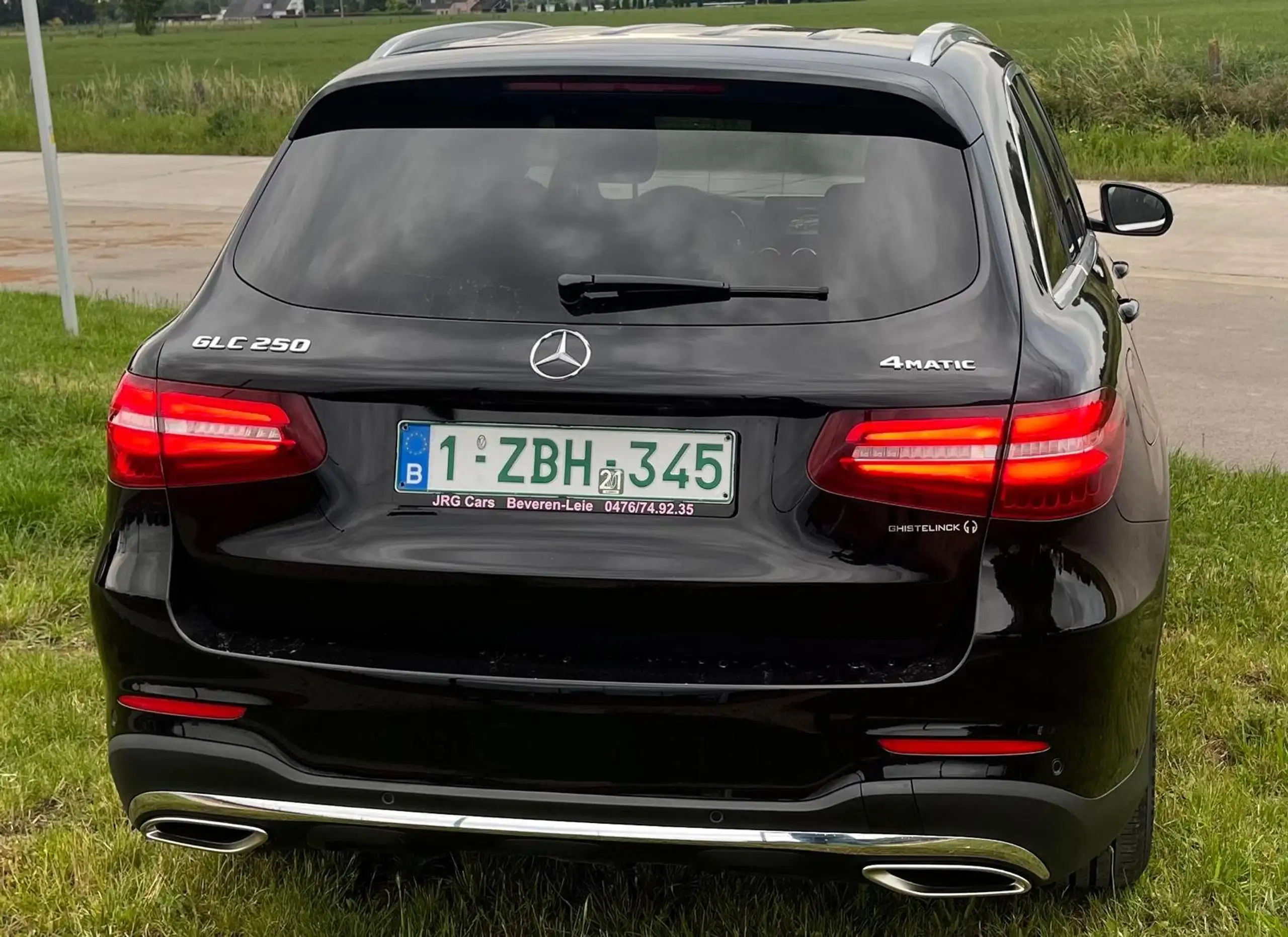 Mercedes-Benz - GLC 250