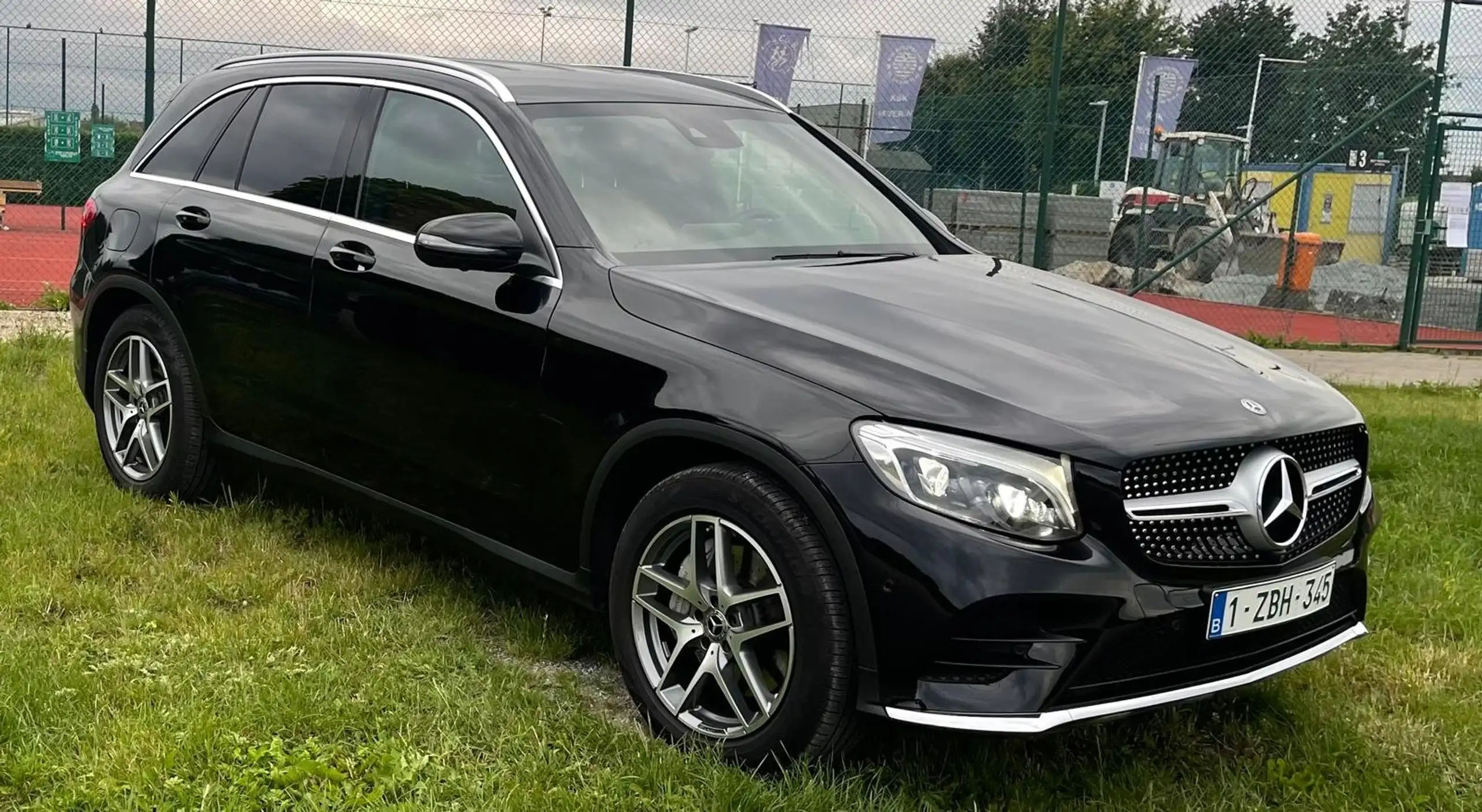 Mercedes-Benz - GLC 250