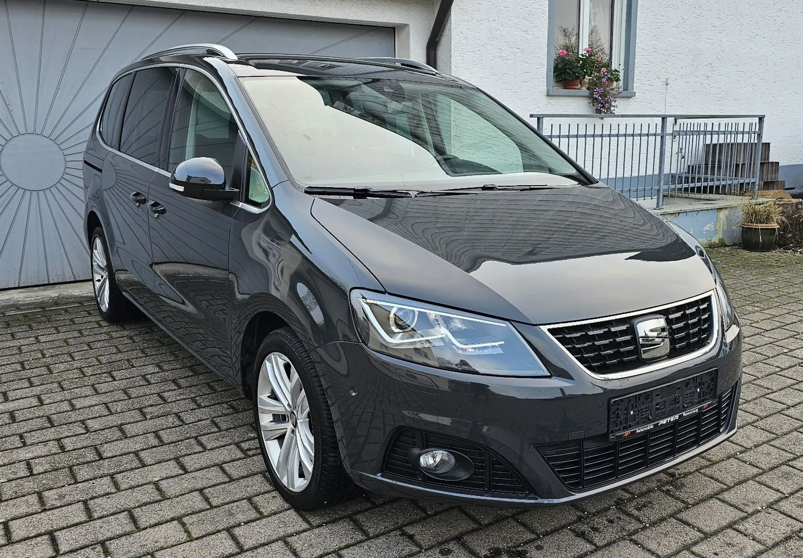 SEAT - Alhambra