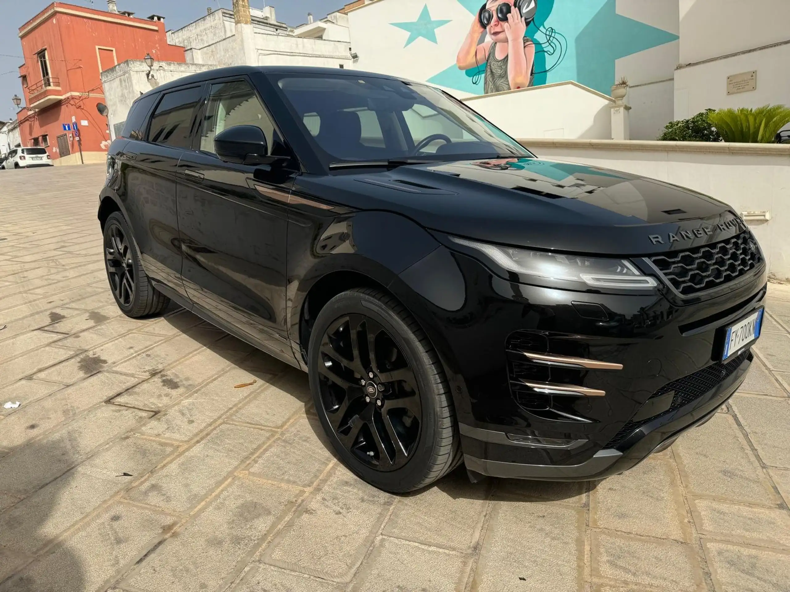 Land Rover - Range Rover Evoque