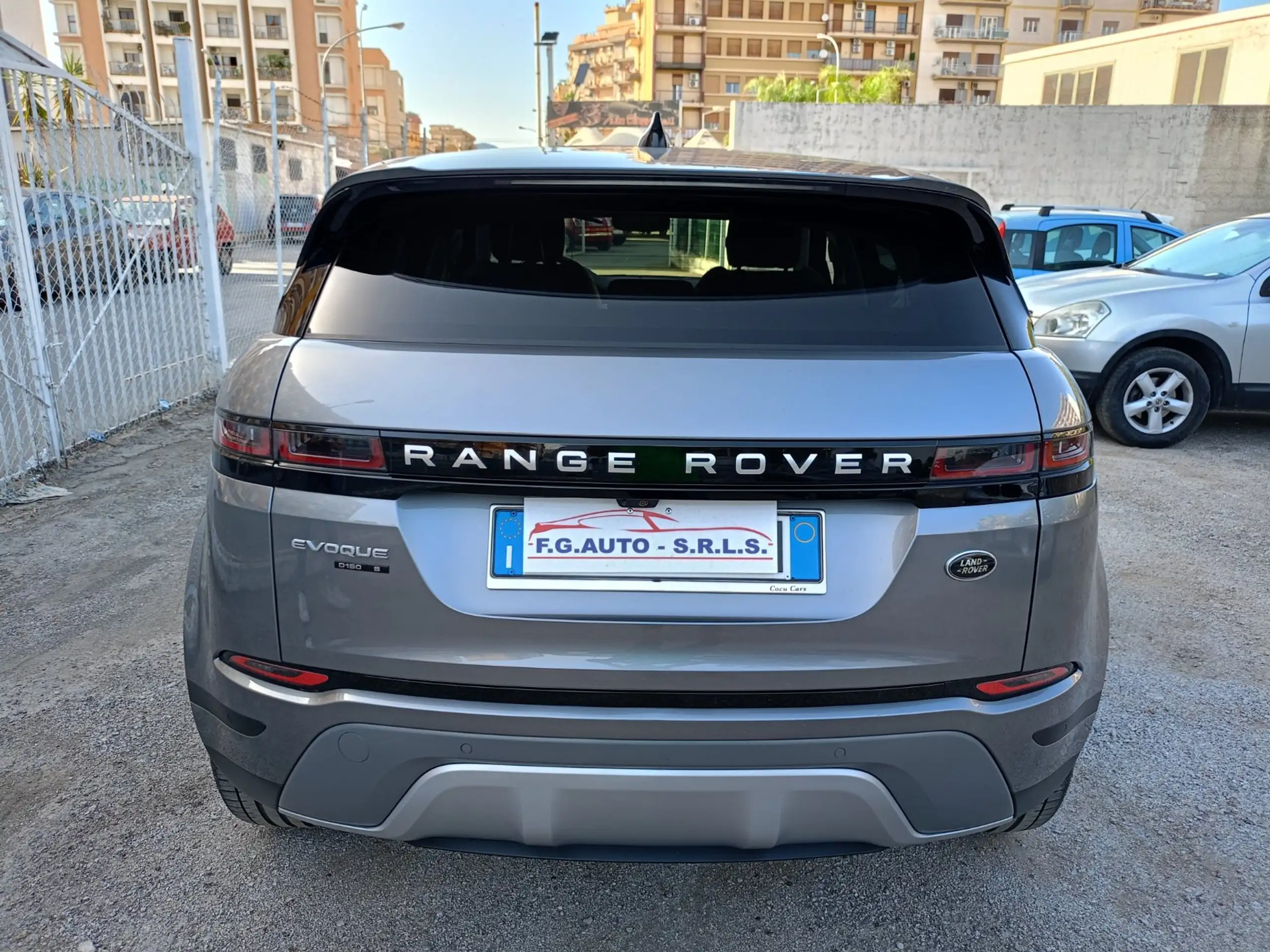 Land Rover - Range Rover Evoque