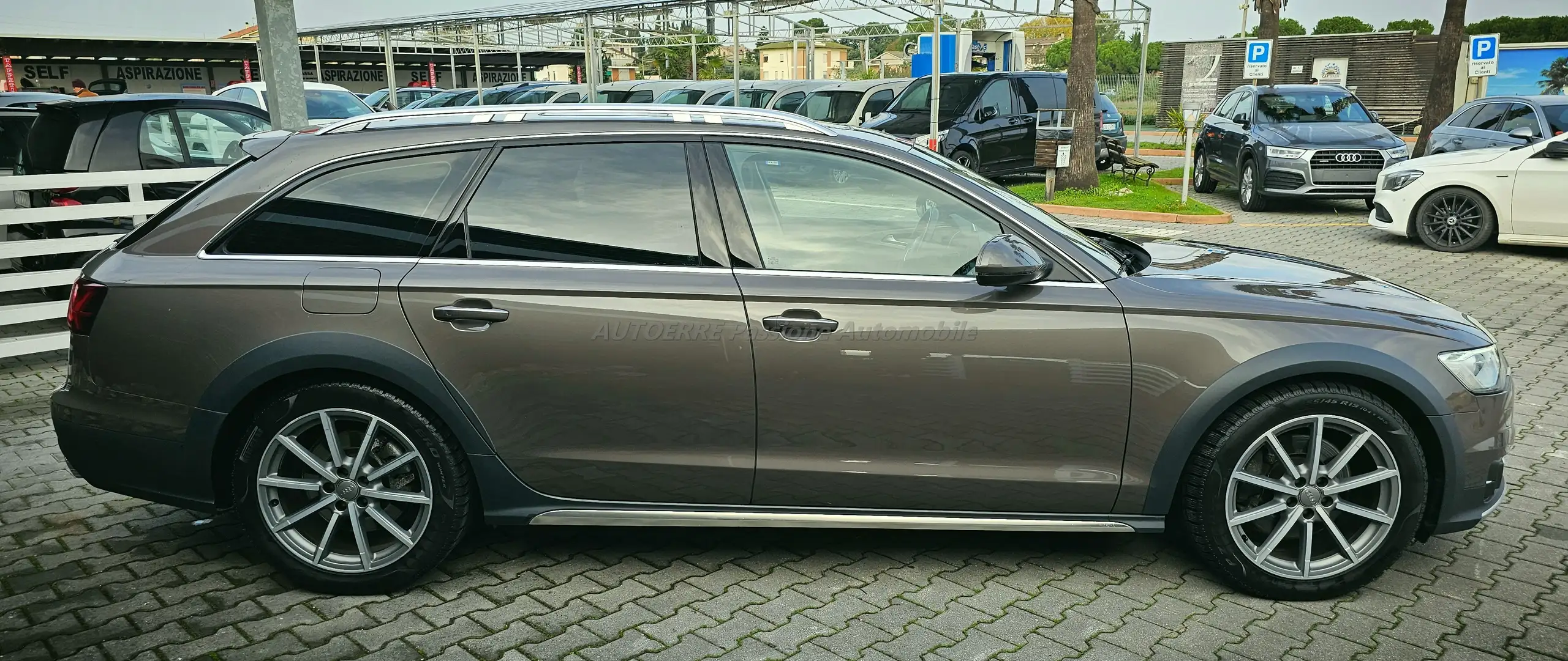 Audi - A6