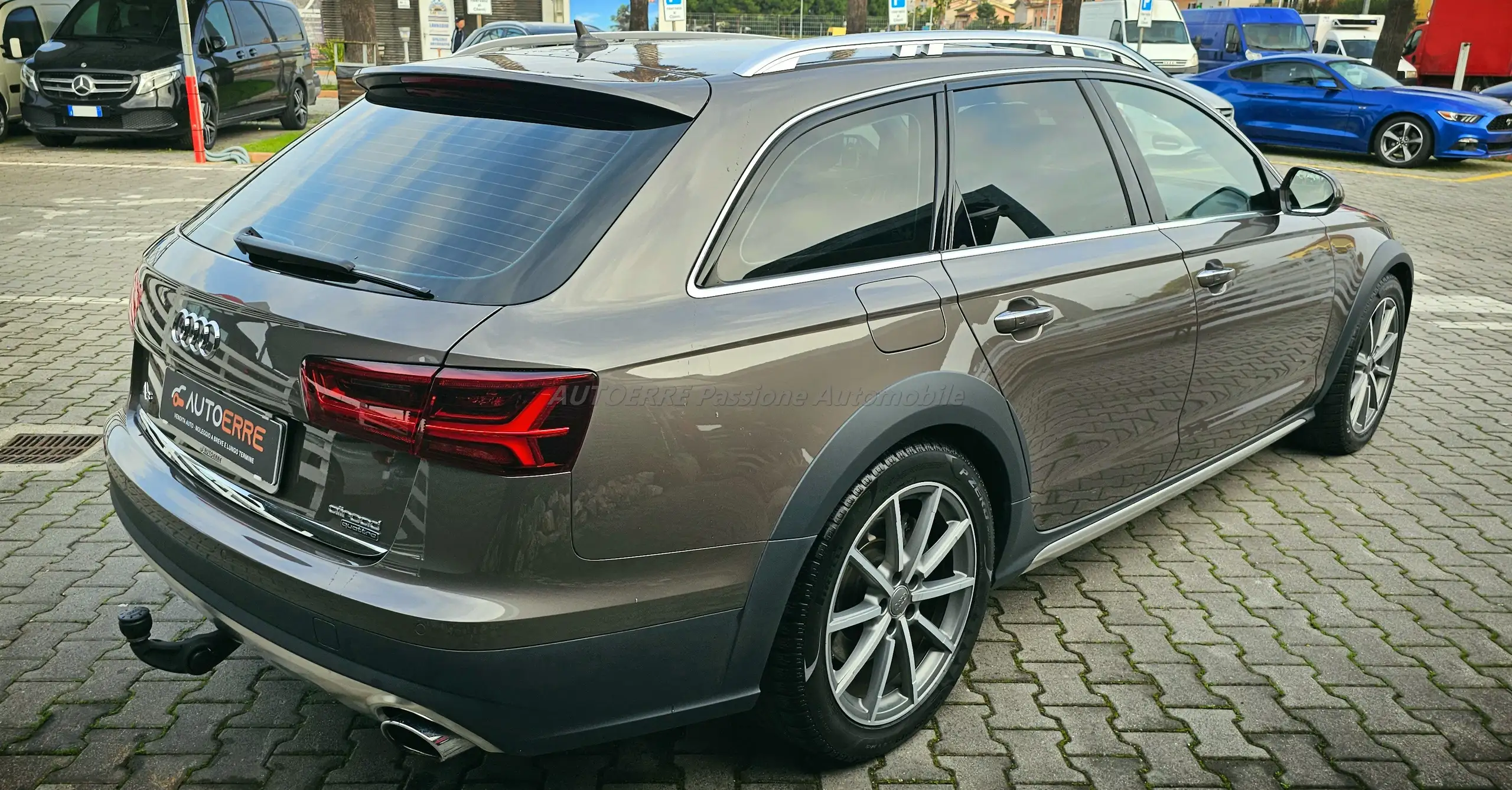 Audi - A6