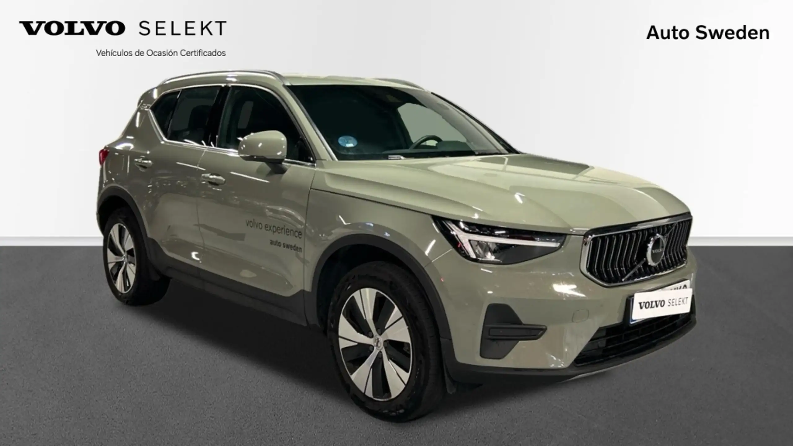 Volvo - XC40