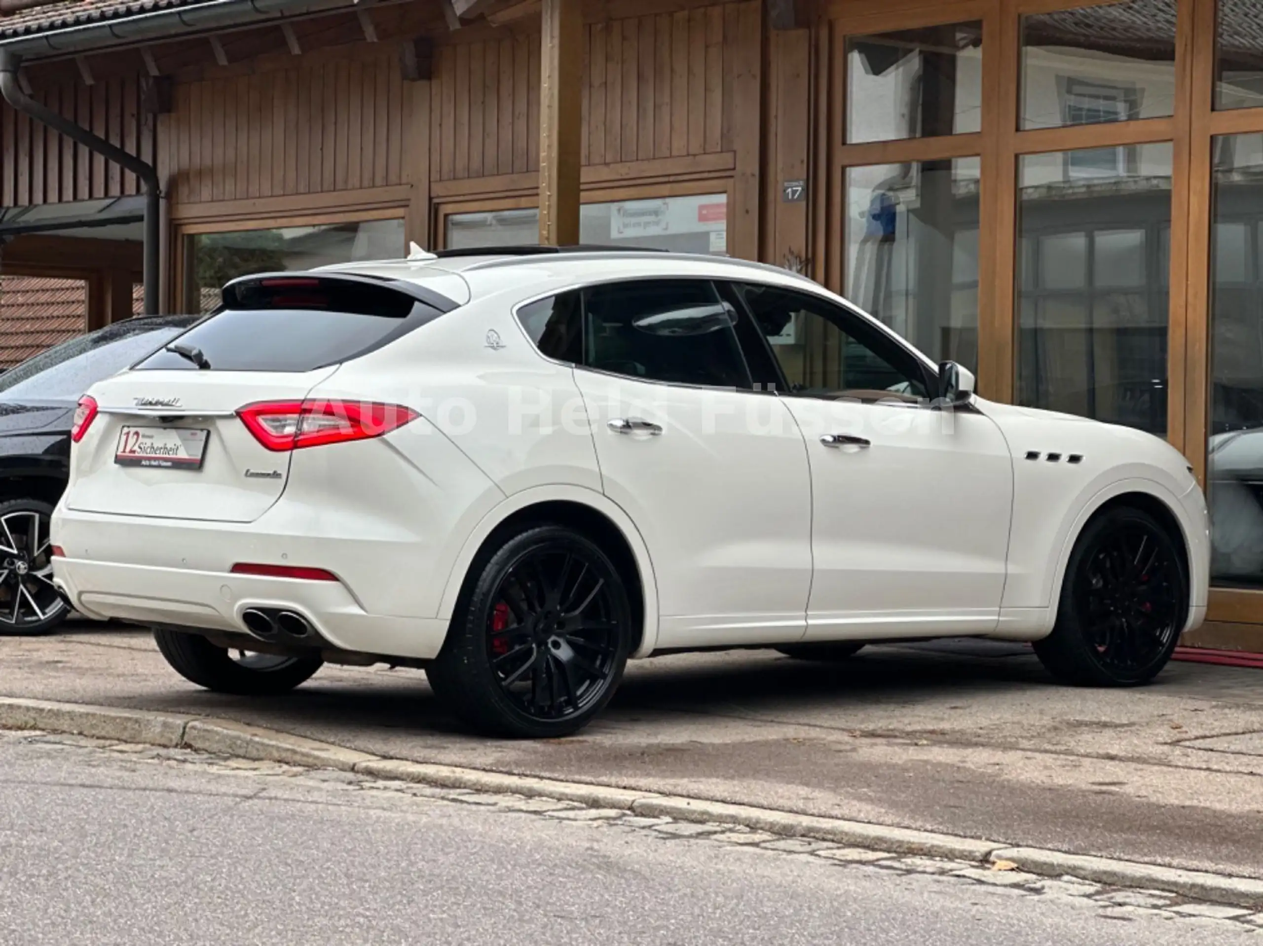 Maserati - Levante