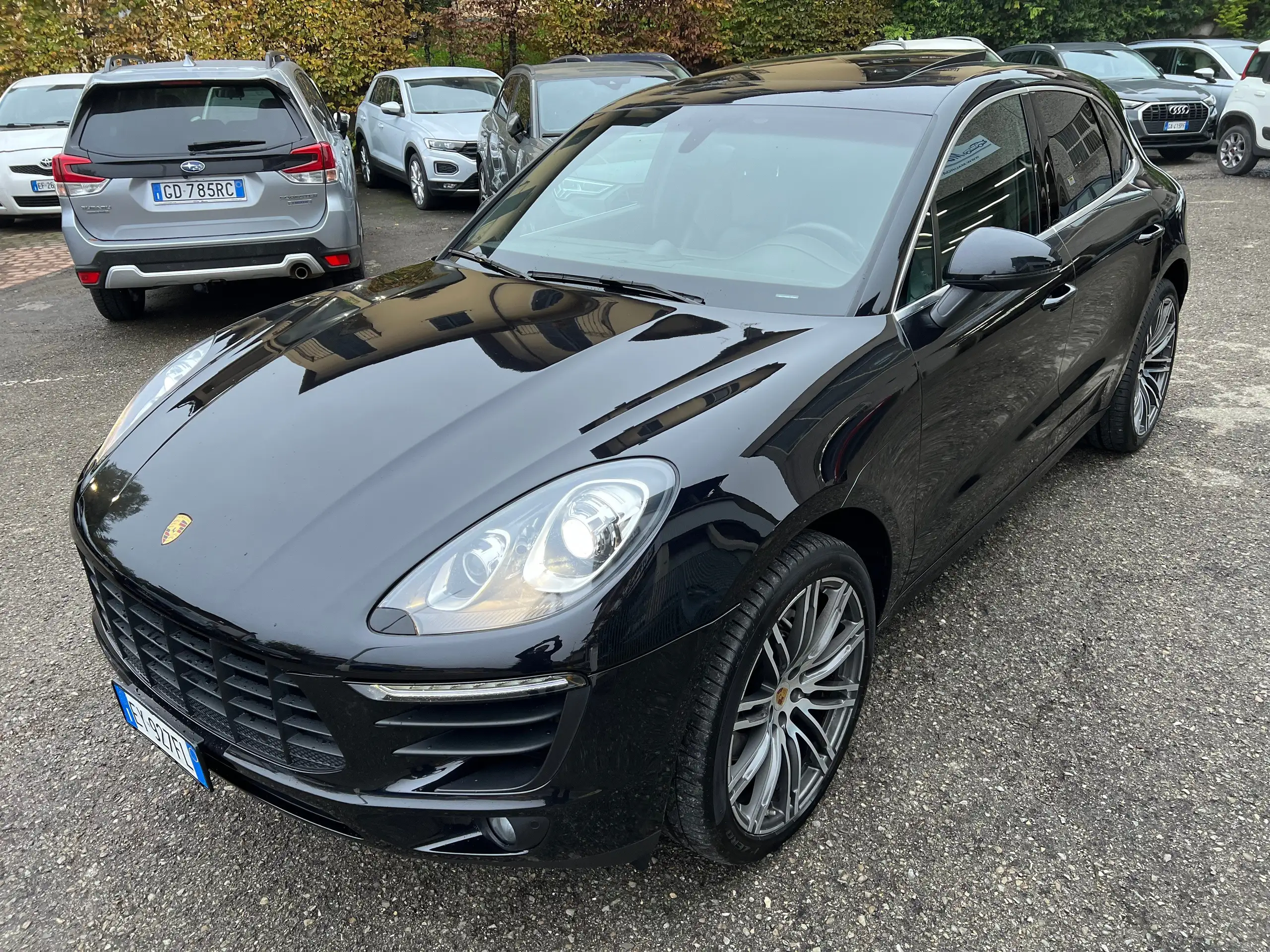 Porsche - Macan