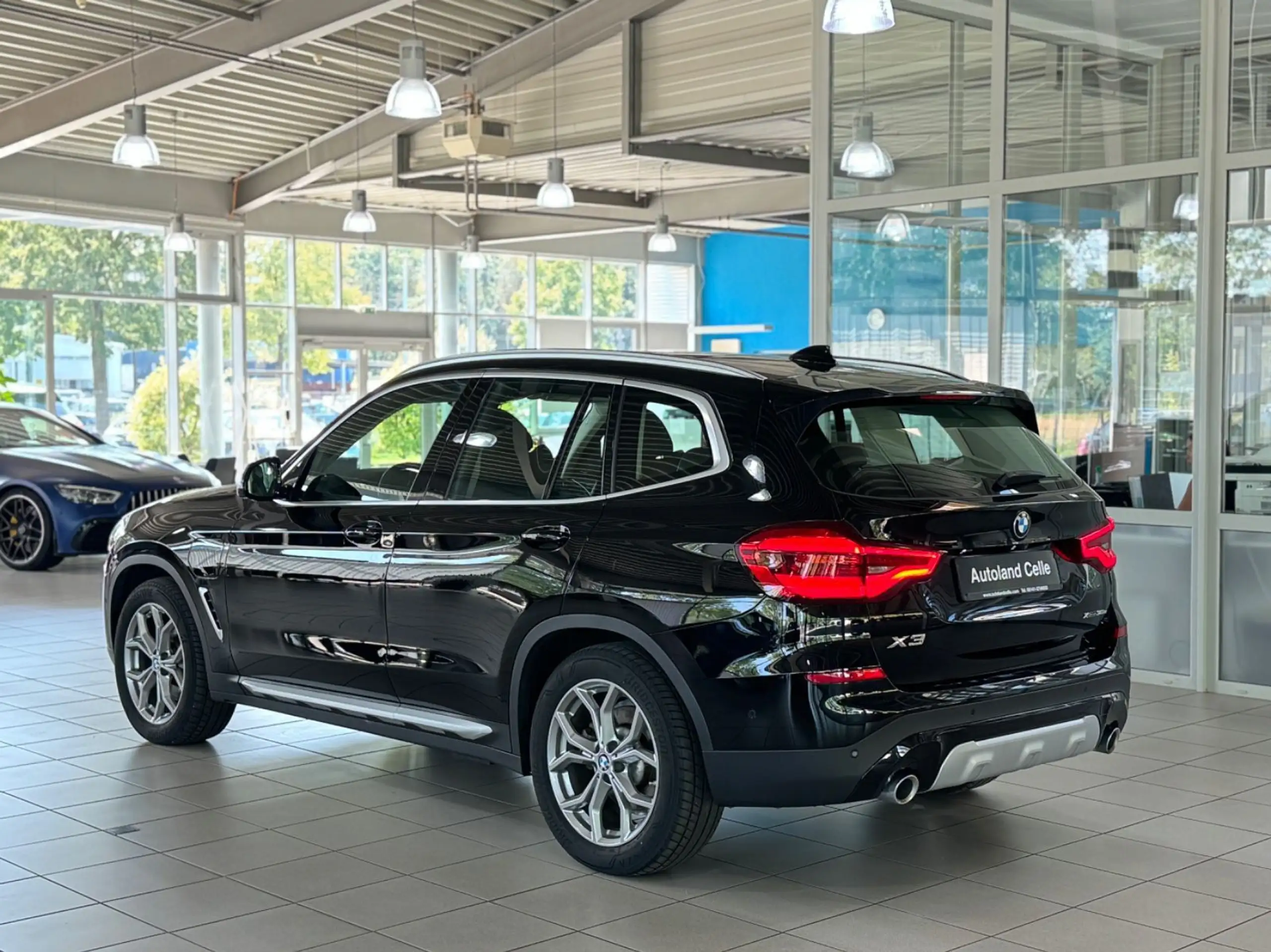 BMW - X3